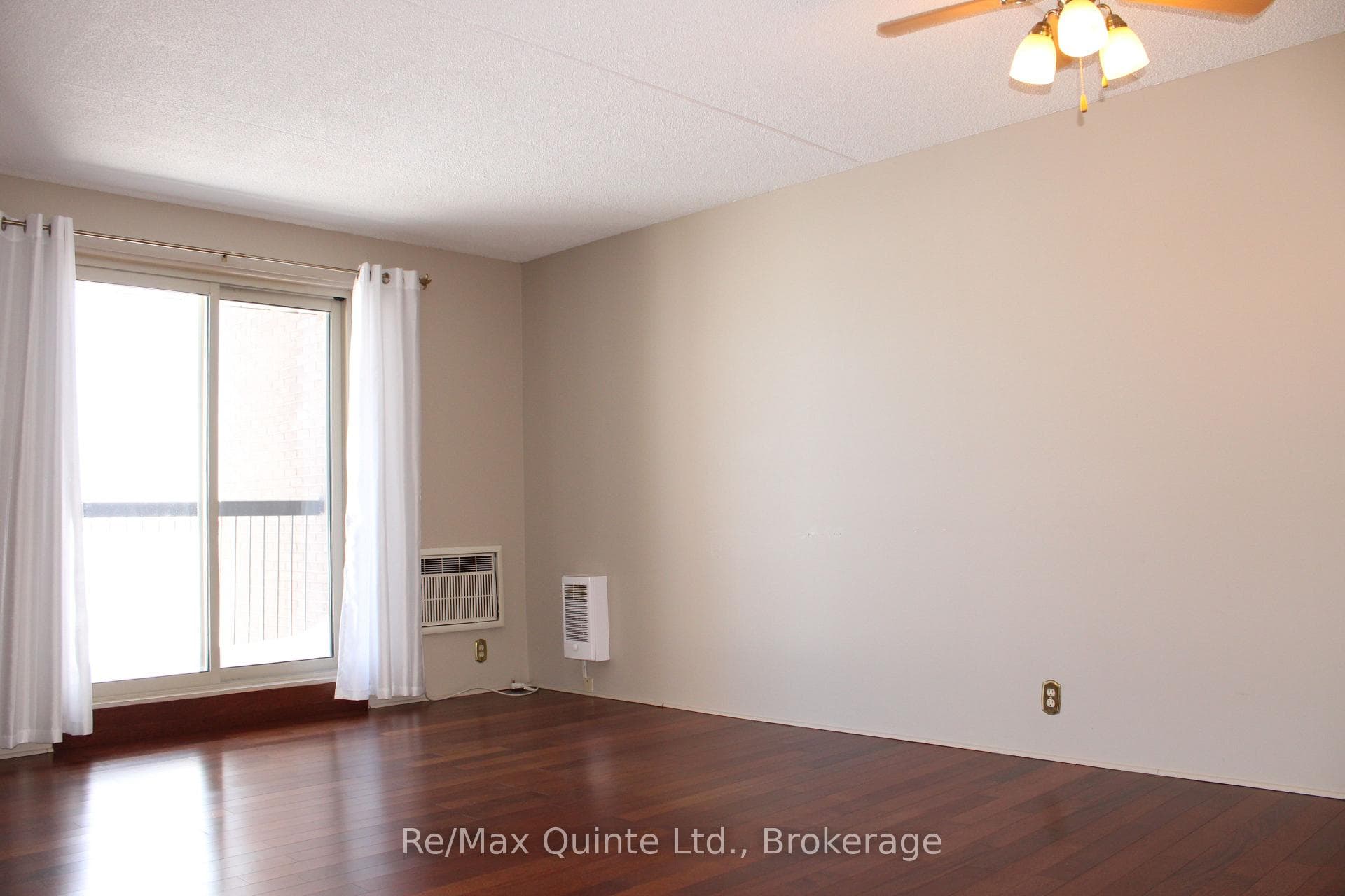 610 William Street Unit 404 photo 10