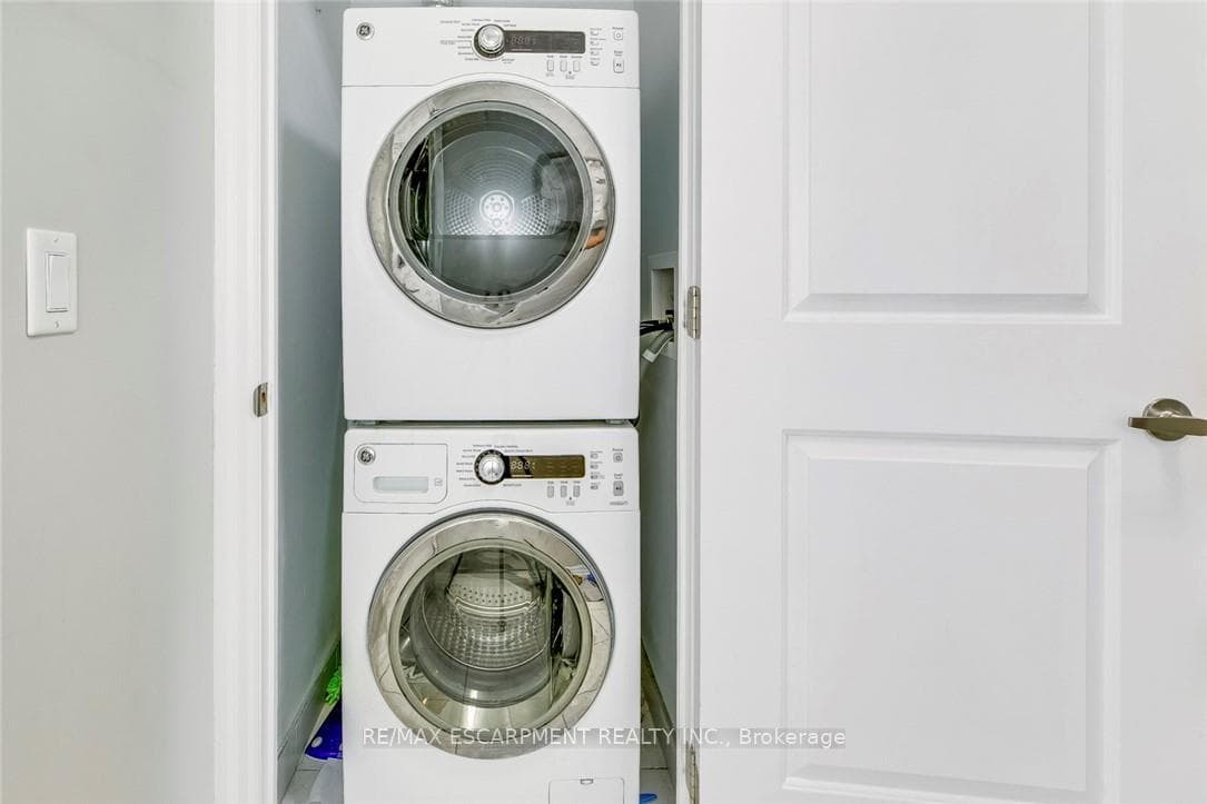 5001 Corporate Drive Unit 501 photo 27