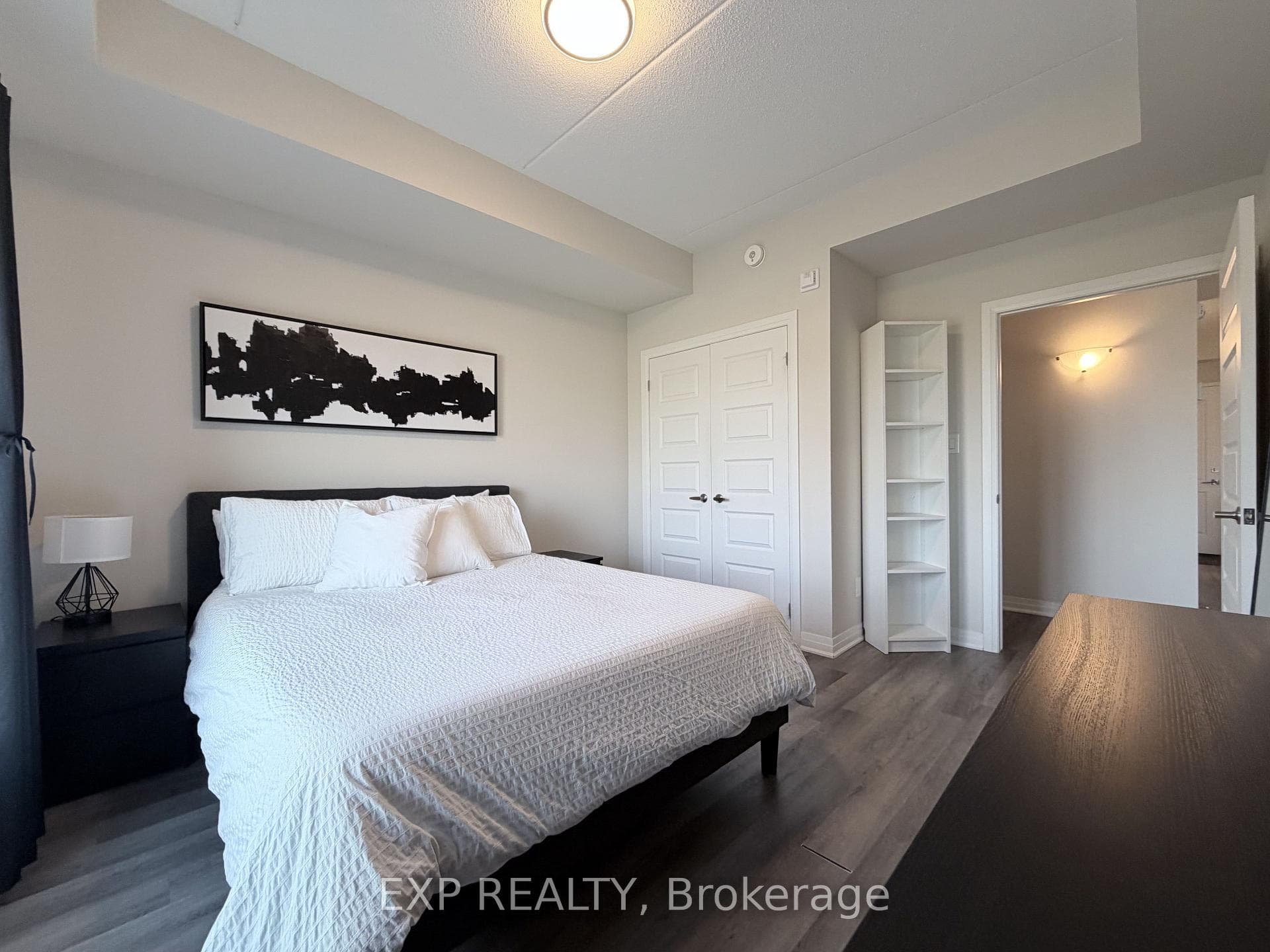 610 Farmstead Drive Unit 513 photo 12
