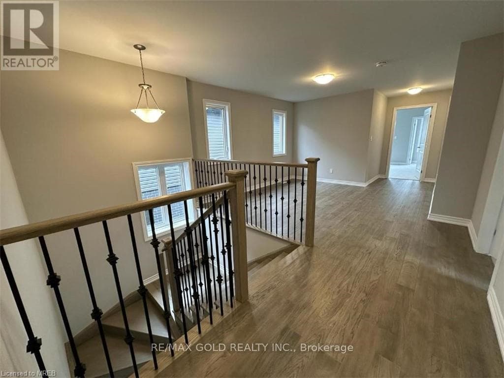 88 Hildred Street photo 5