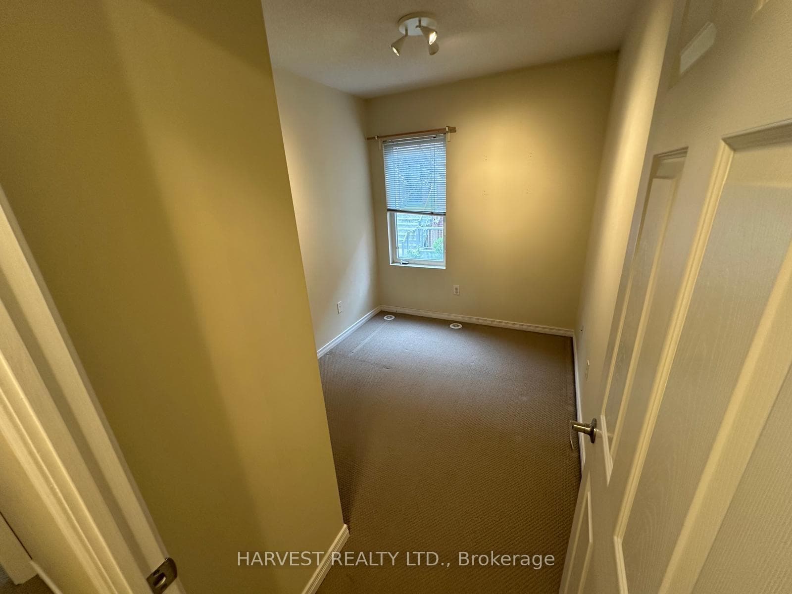 11 Ruttan Street Unit 125 photo 6