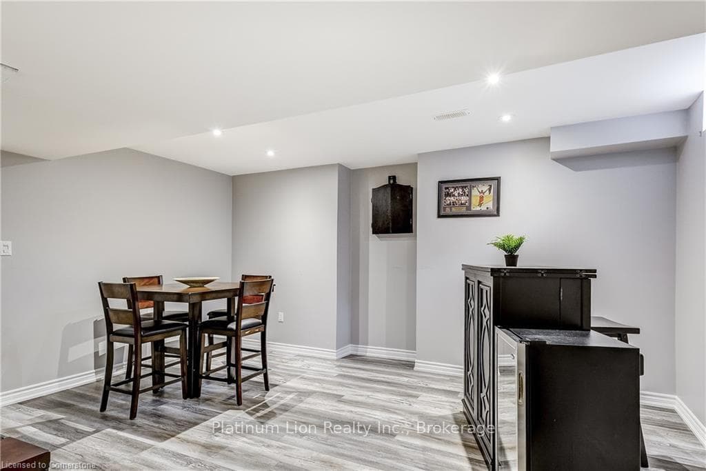 88 Mcknight Avenue photo 30