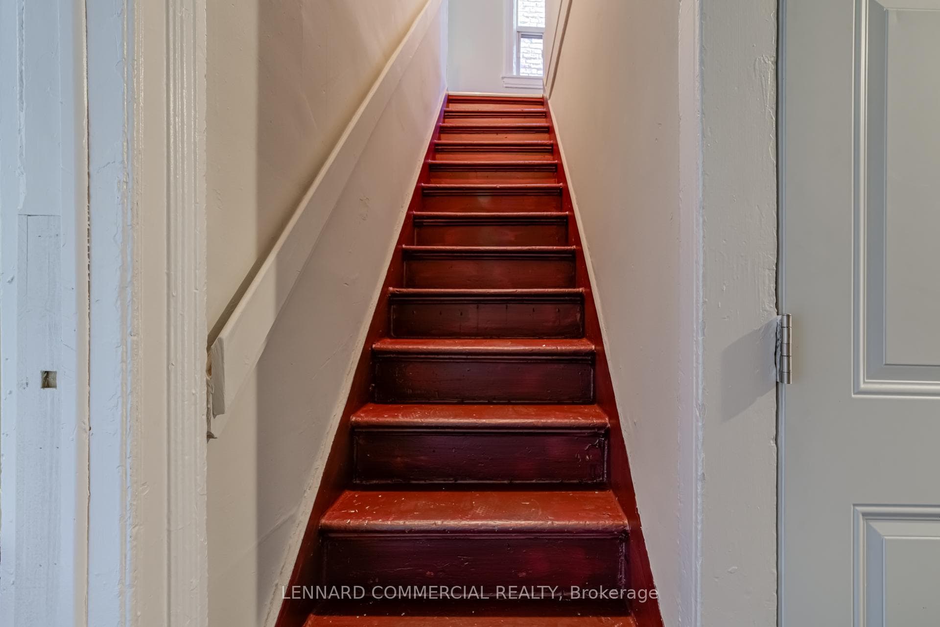 1261 King Street Unit 2 photo 23