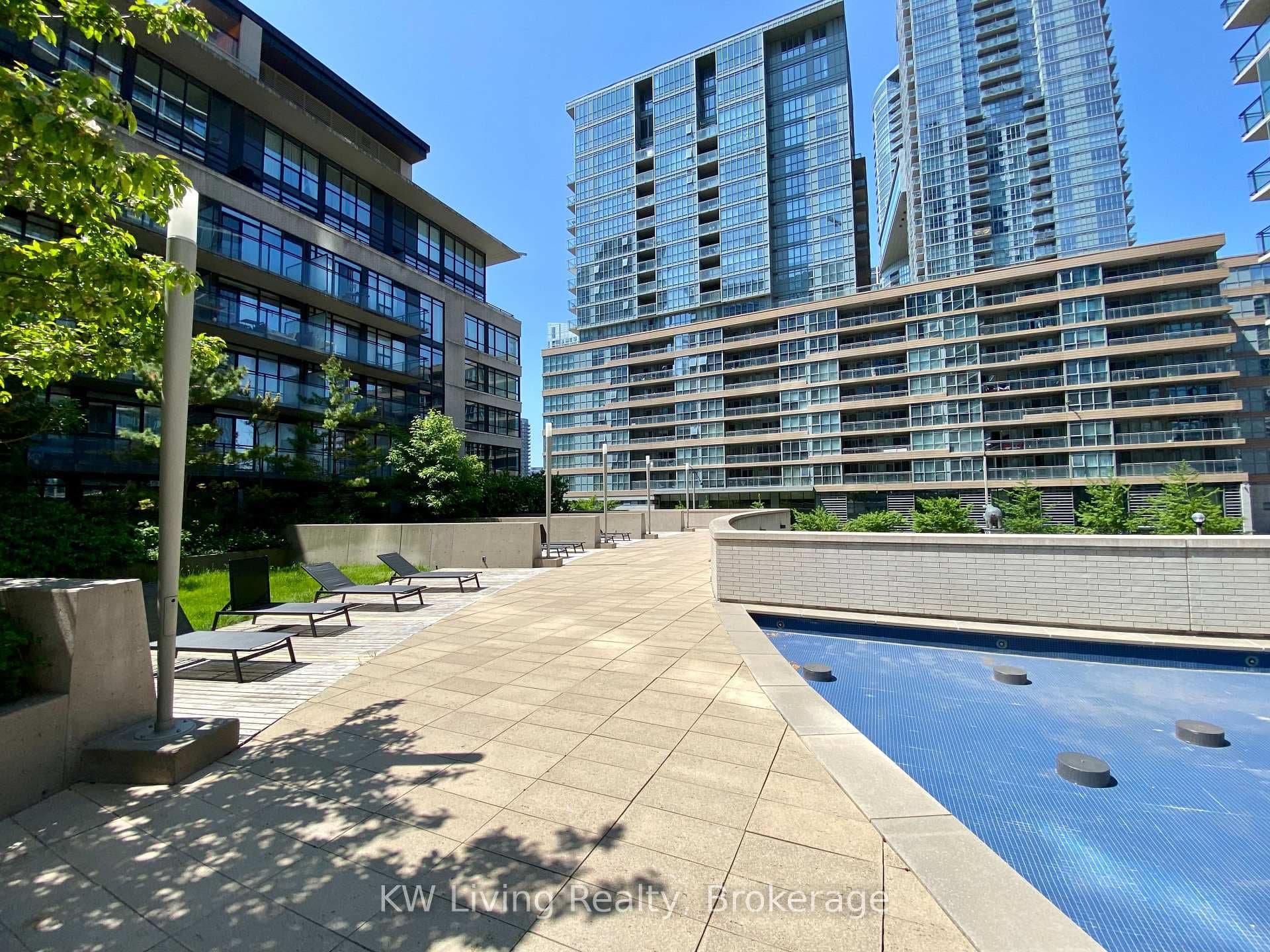 8 Telegram Mews Unit 711 photo 11