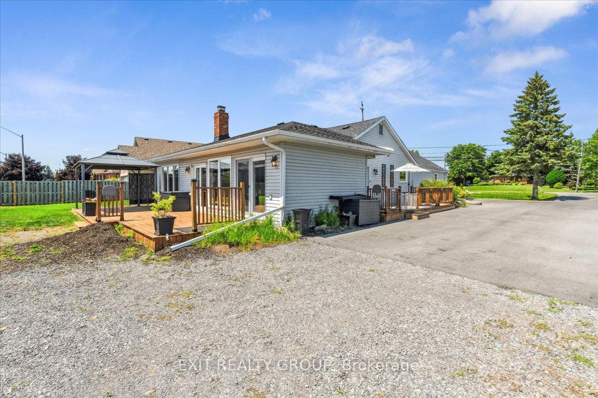 154 Maitland Drive photo 32