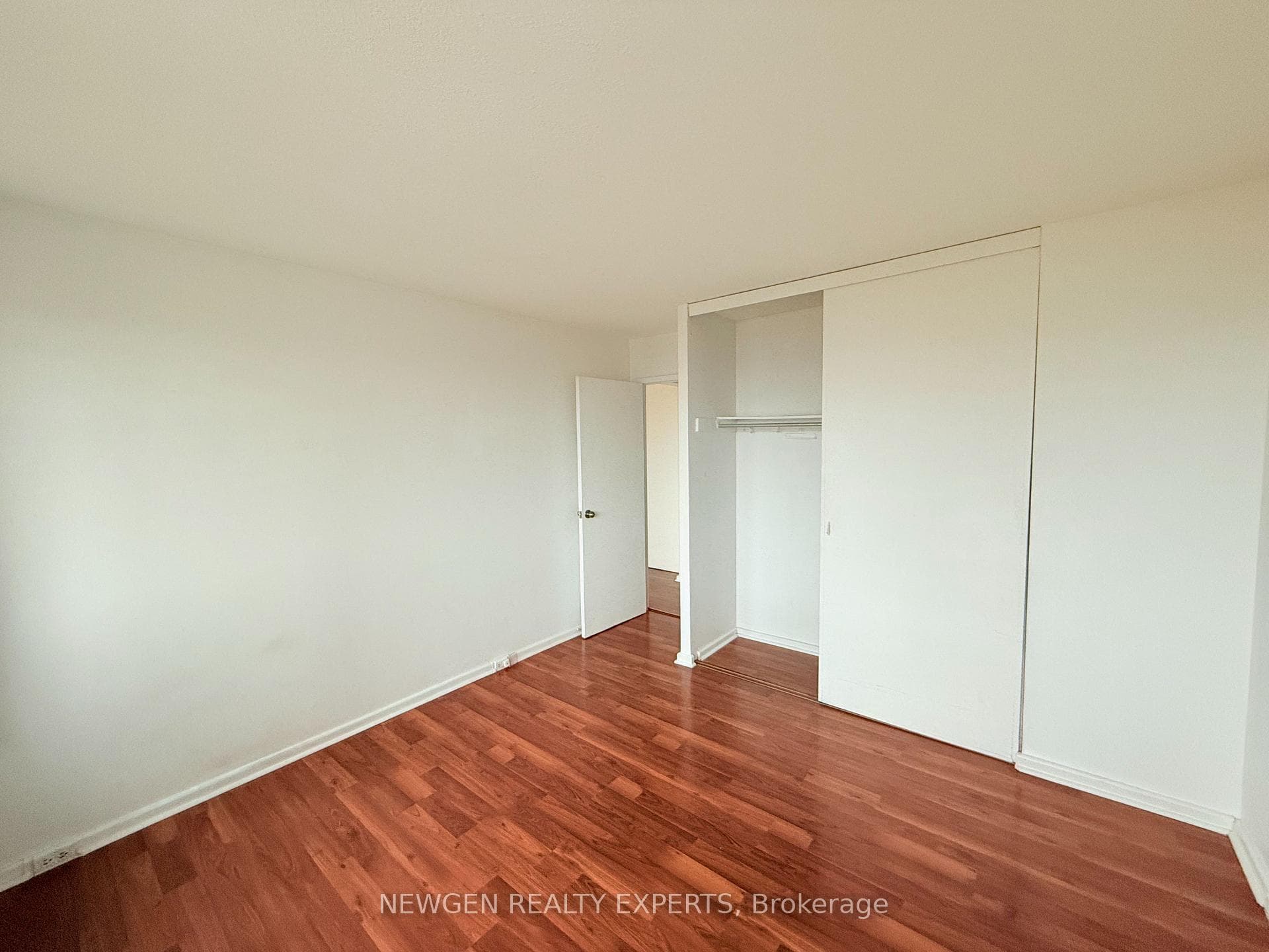 715 Don Mills Road Unit 1005 photo 23