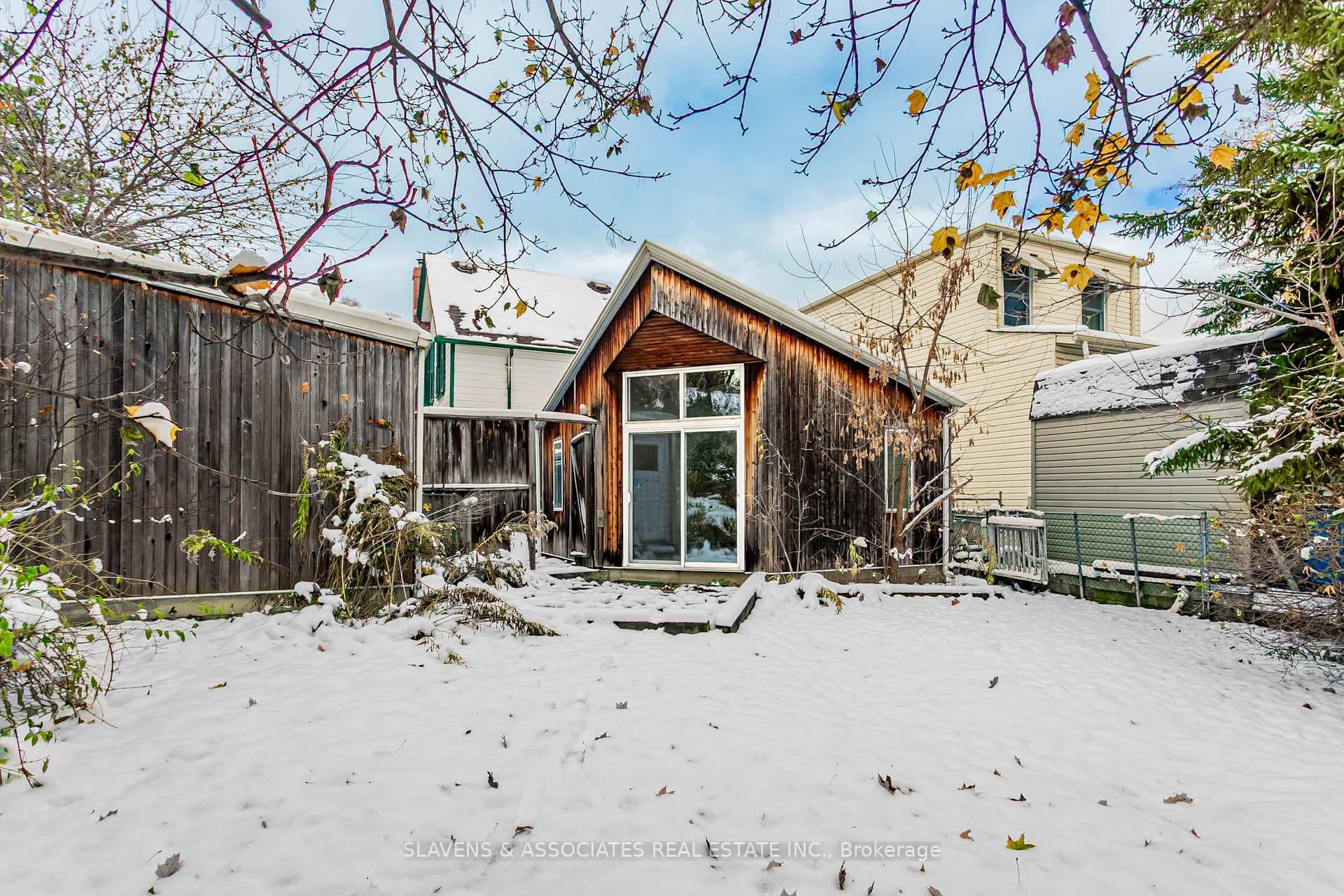 49 Queens Drive photo 31