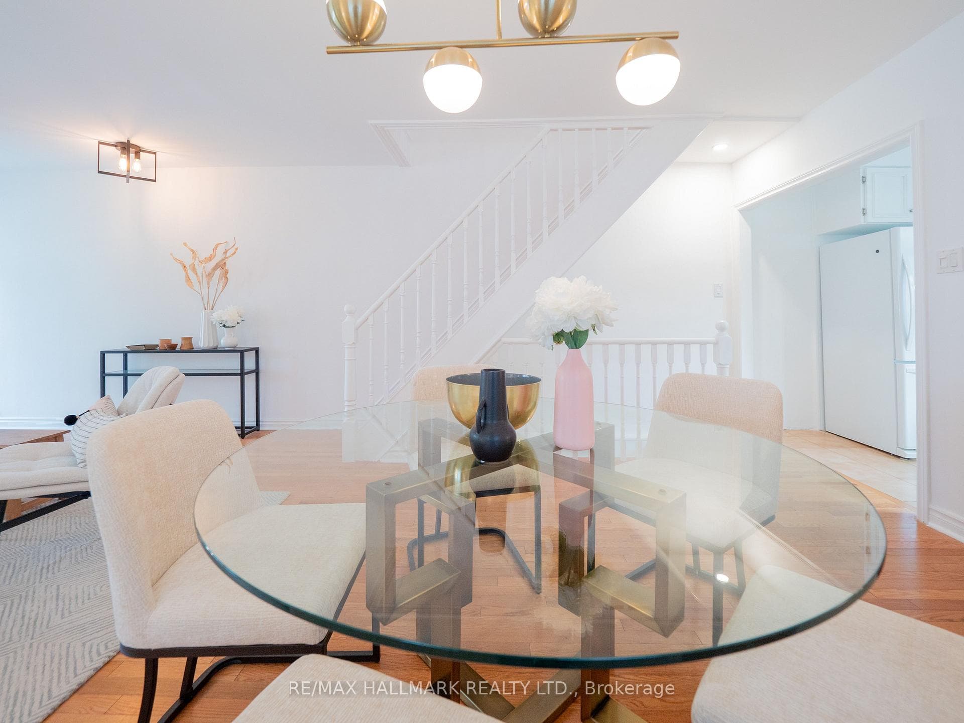 41 Roosevelt Road photo 12