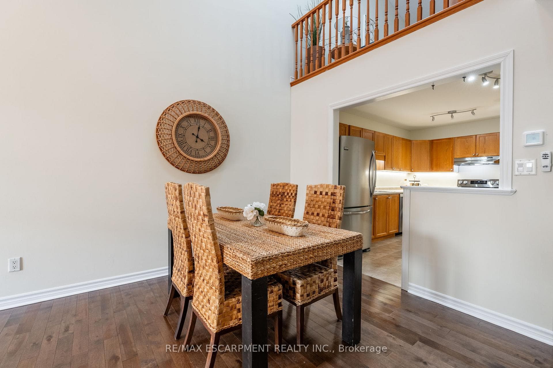 222 Fellowes Crescent Unit 17 photo 11