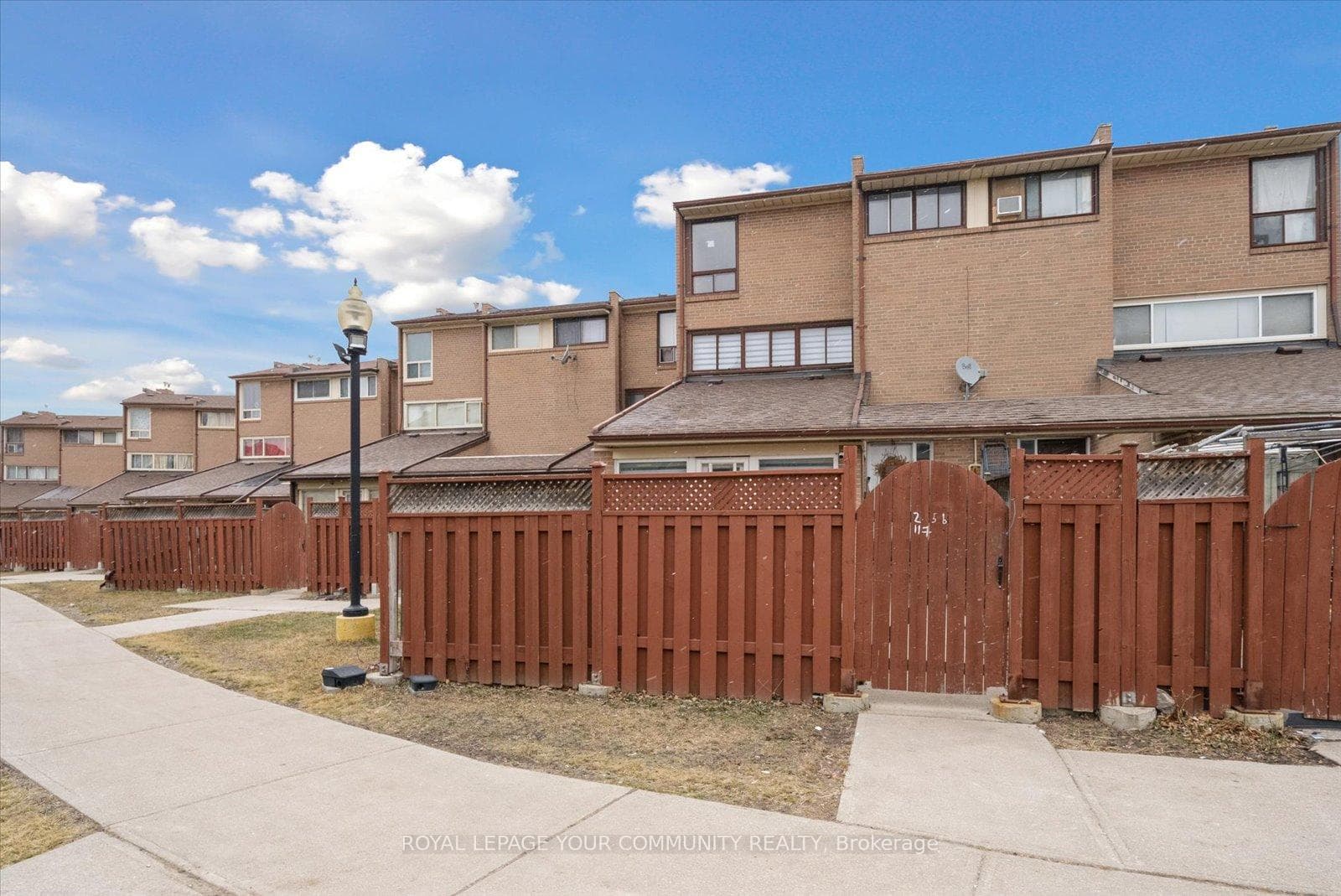 256 John Garland Boulevard Unit 117 photo 33
