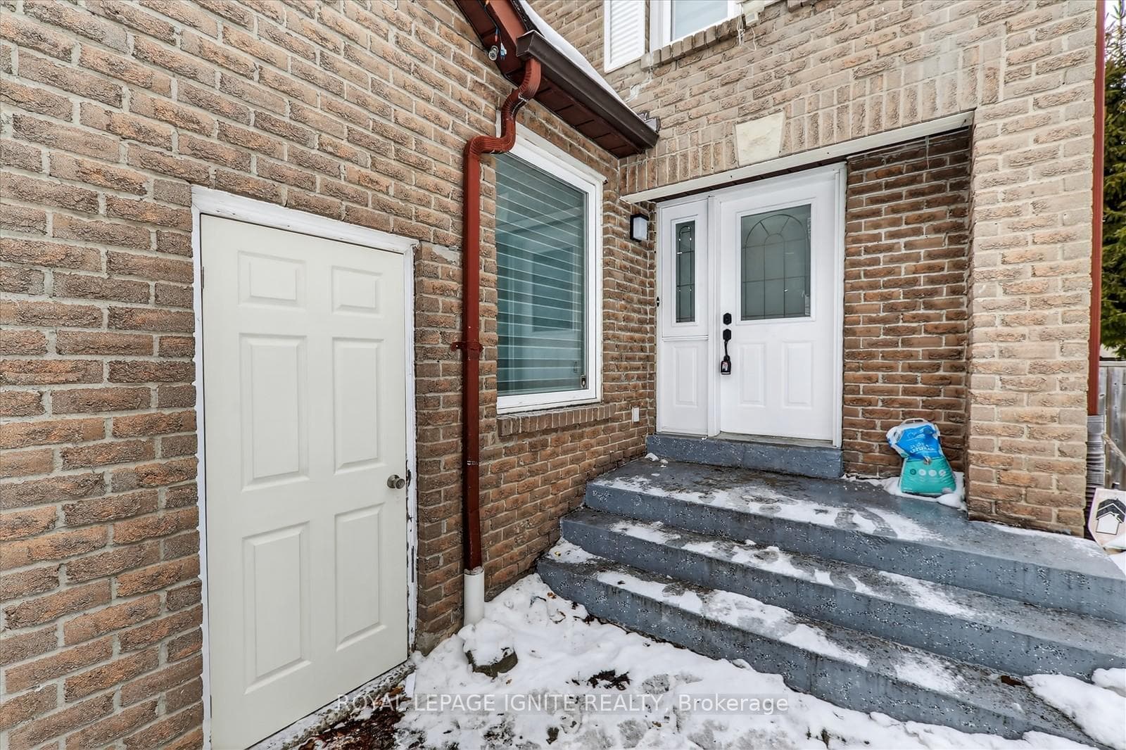 4 Millington Crescent photo 3