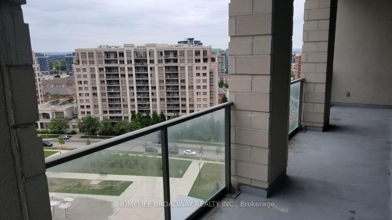 233 South Park Road Unit Ph3 photo 14