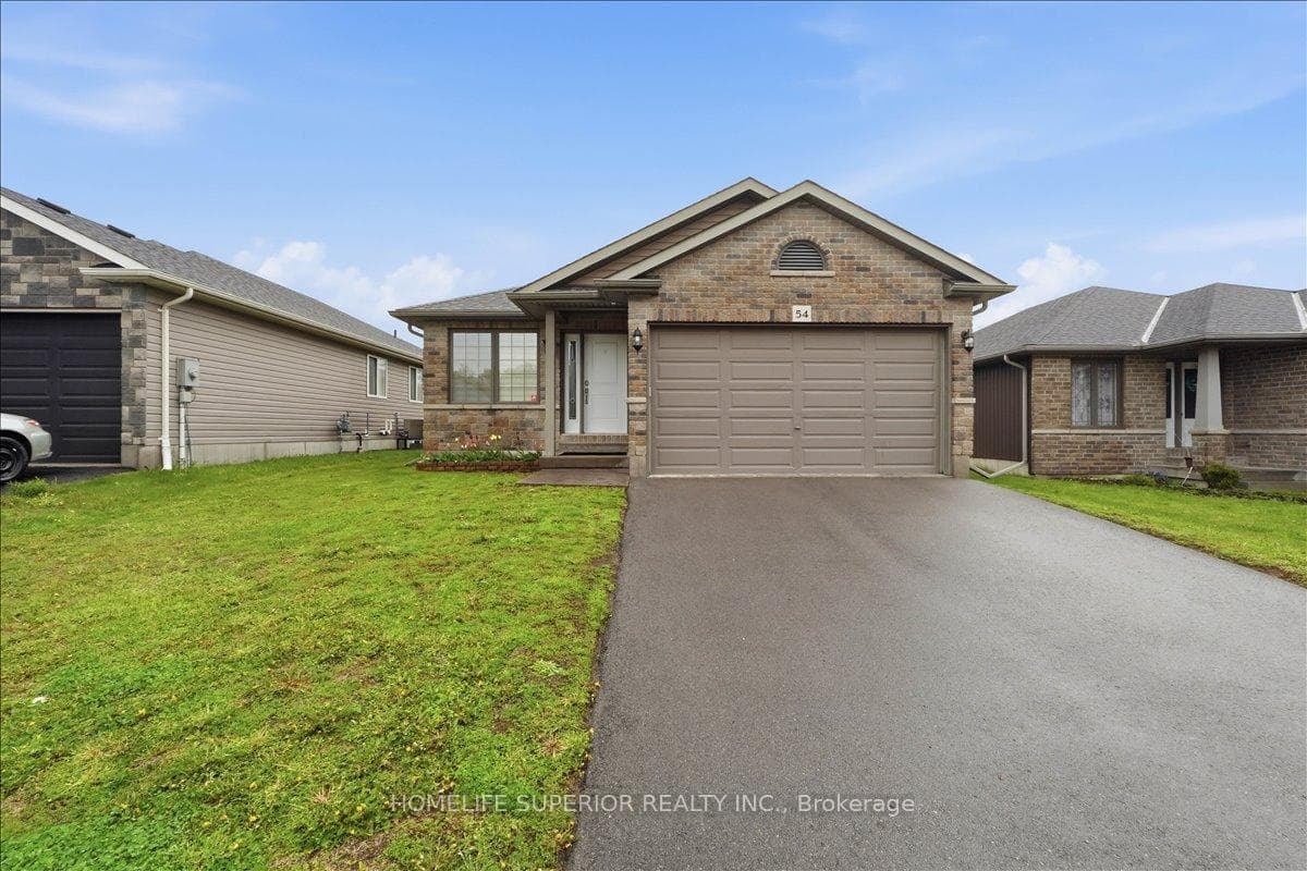 54 Aspen Drive photo 3