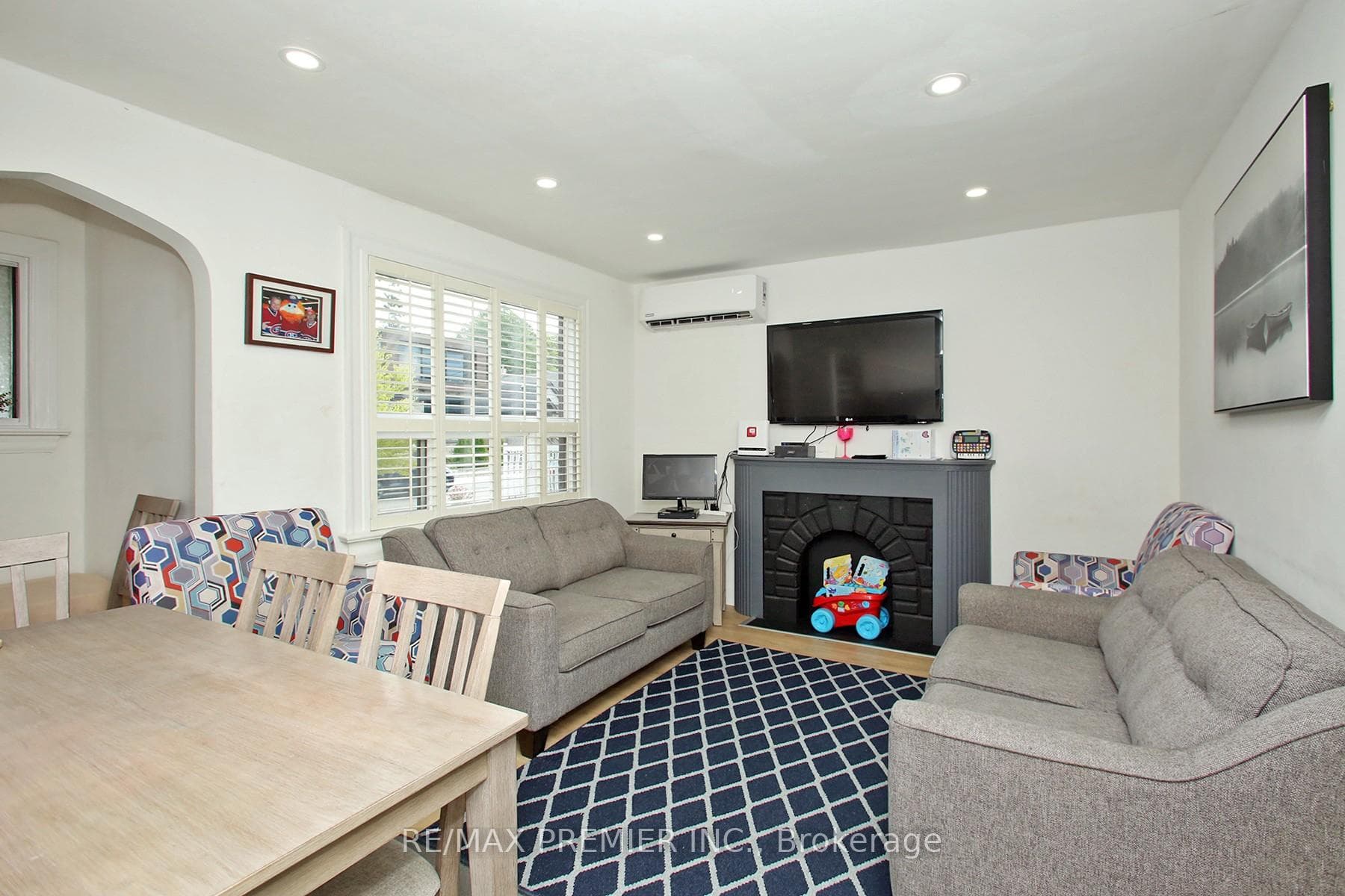 624 McRoberts Avenue photo 6