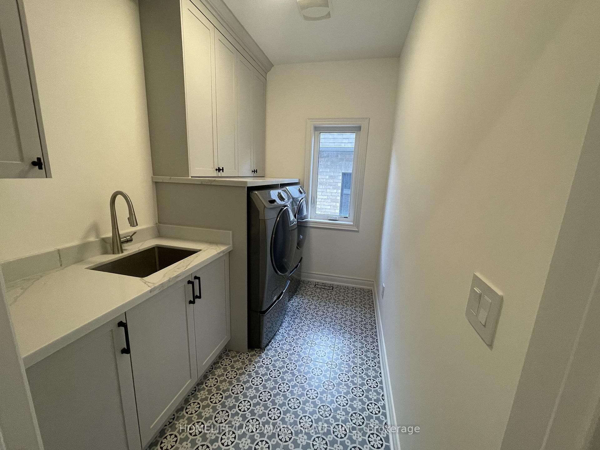 35 Queen Magdalene Place photo 25