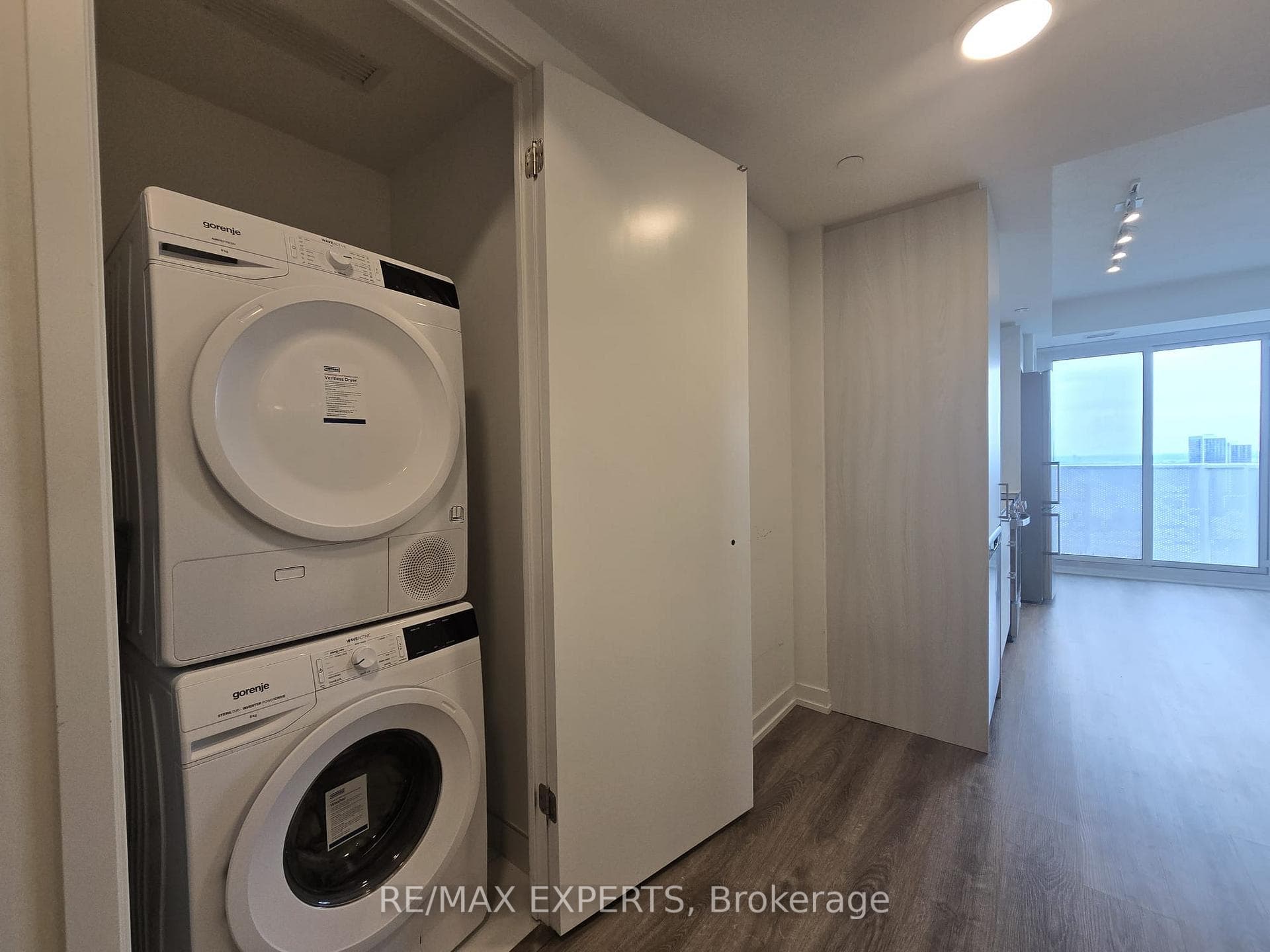 195 Commerce Street Unit 3111 photo 11