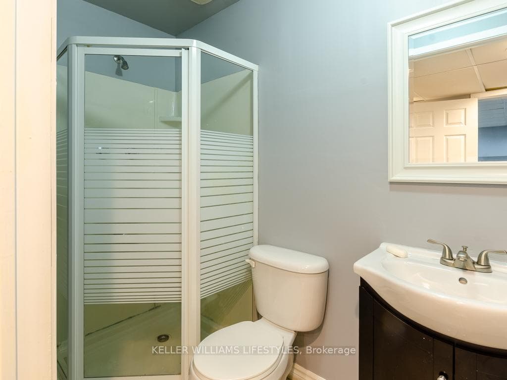 832 Thistledown Way photo 19