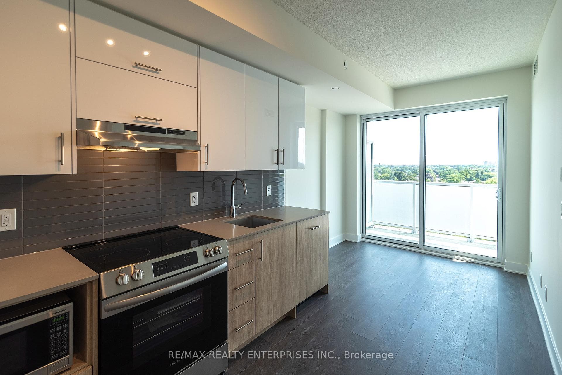 188 Fairview Mall Drive Unit 908 photo 14