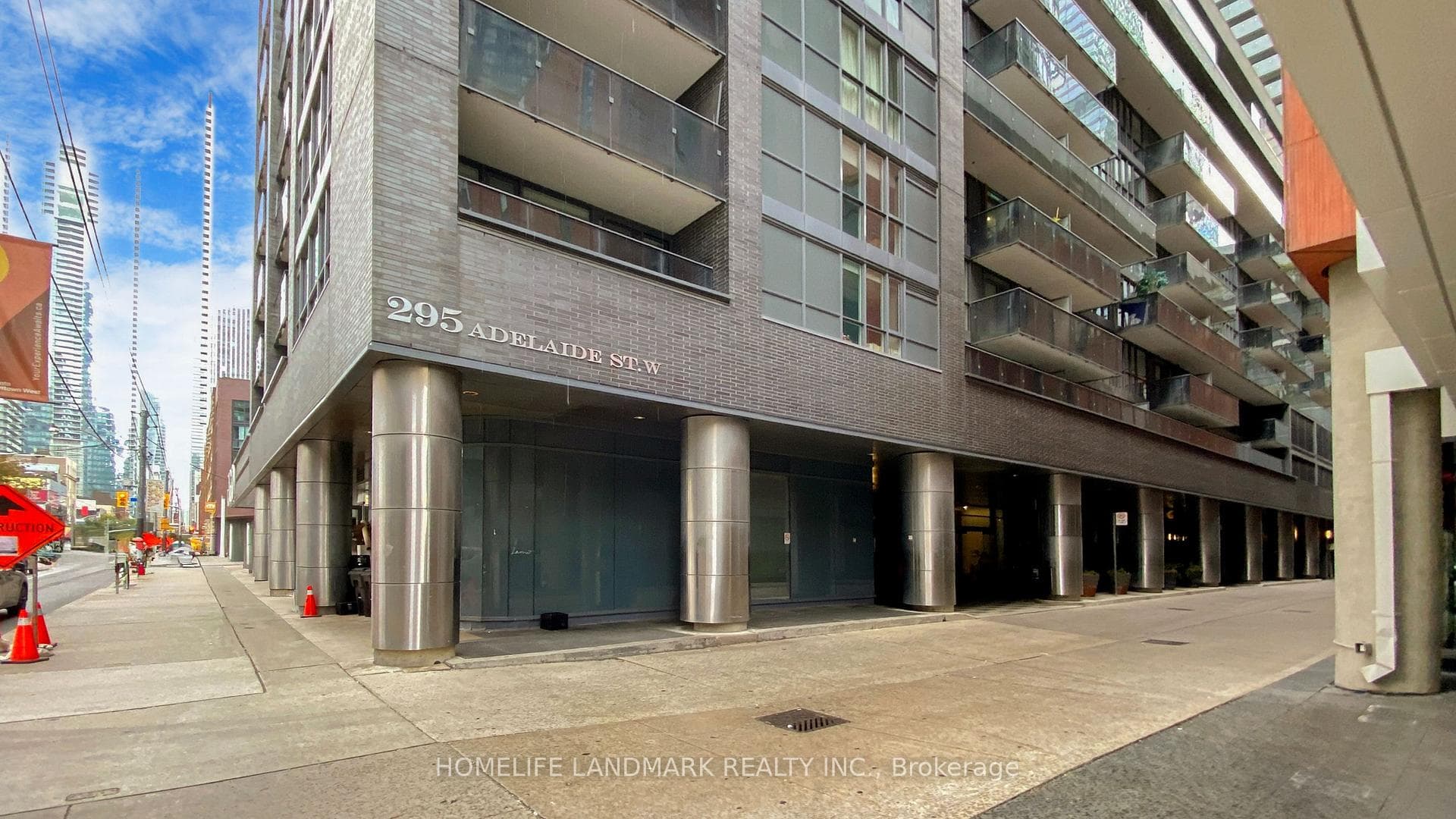 295 Adelaide Street Unit 3010 photo 3