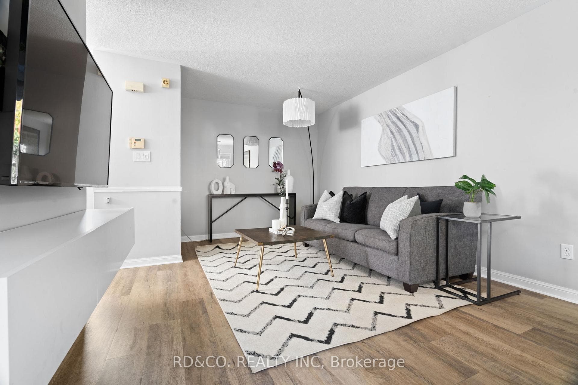 22 Beacham Crescent photo 6