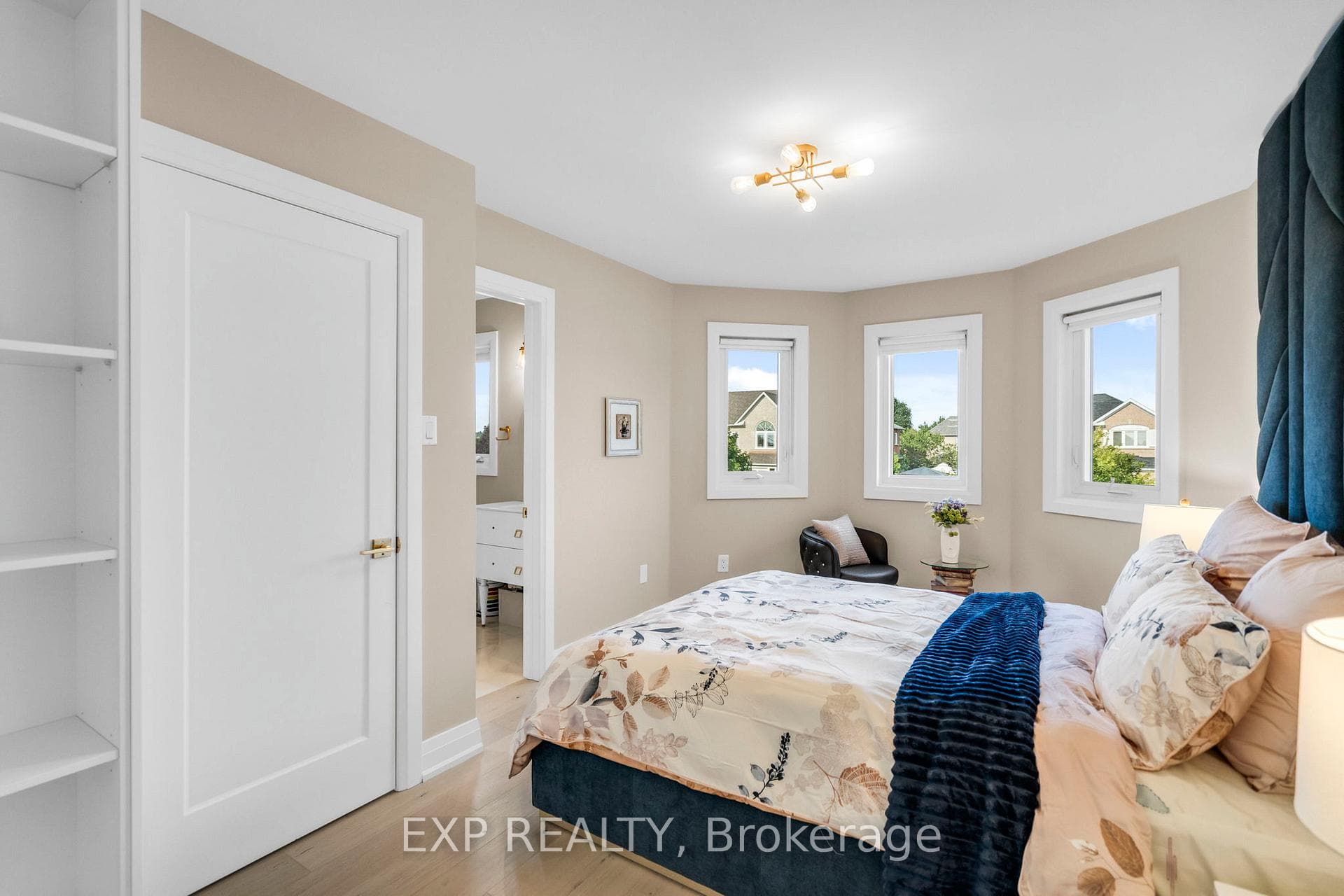 66 Whitefaulds Road photo 23
