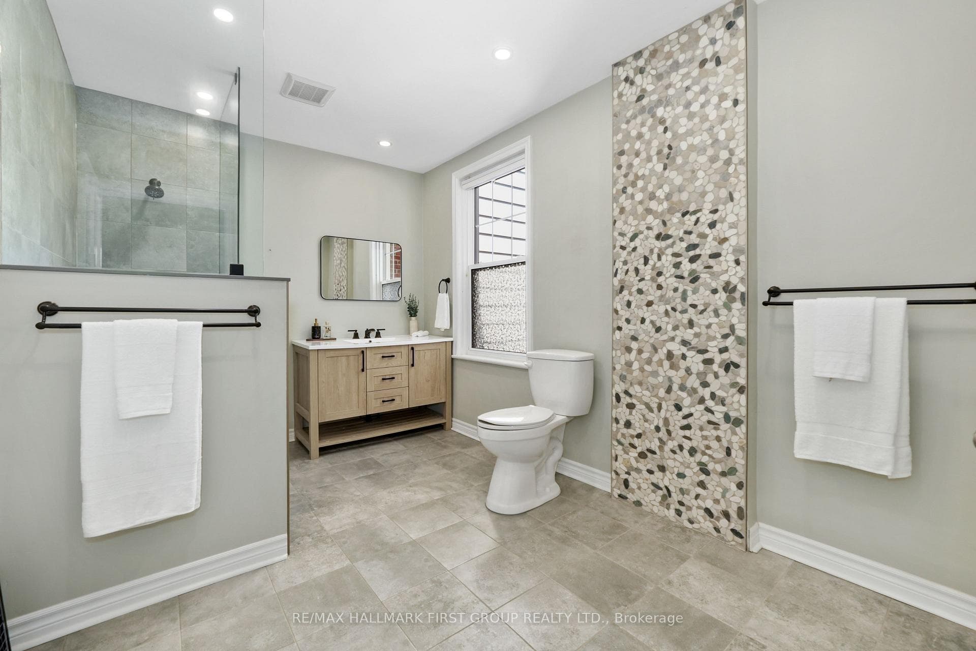 274 Ridout Street photo 25