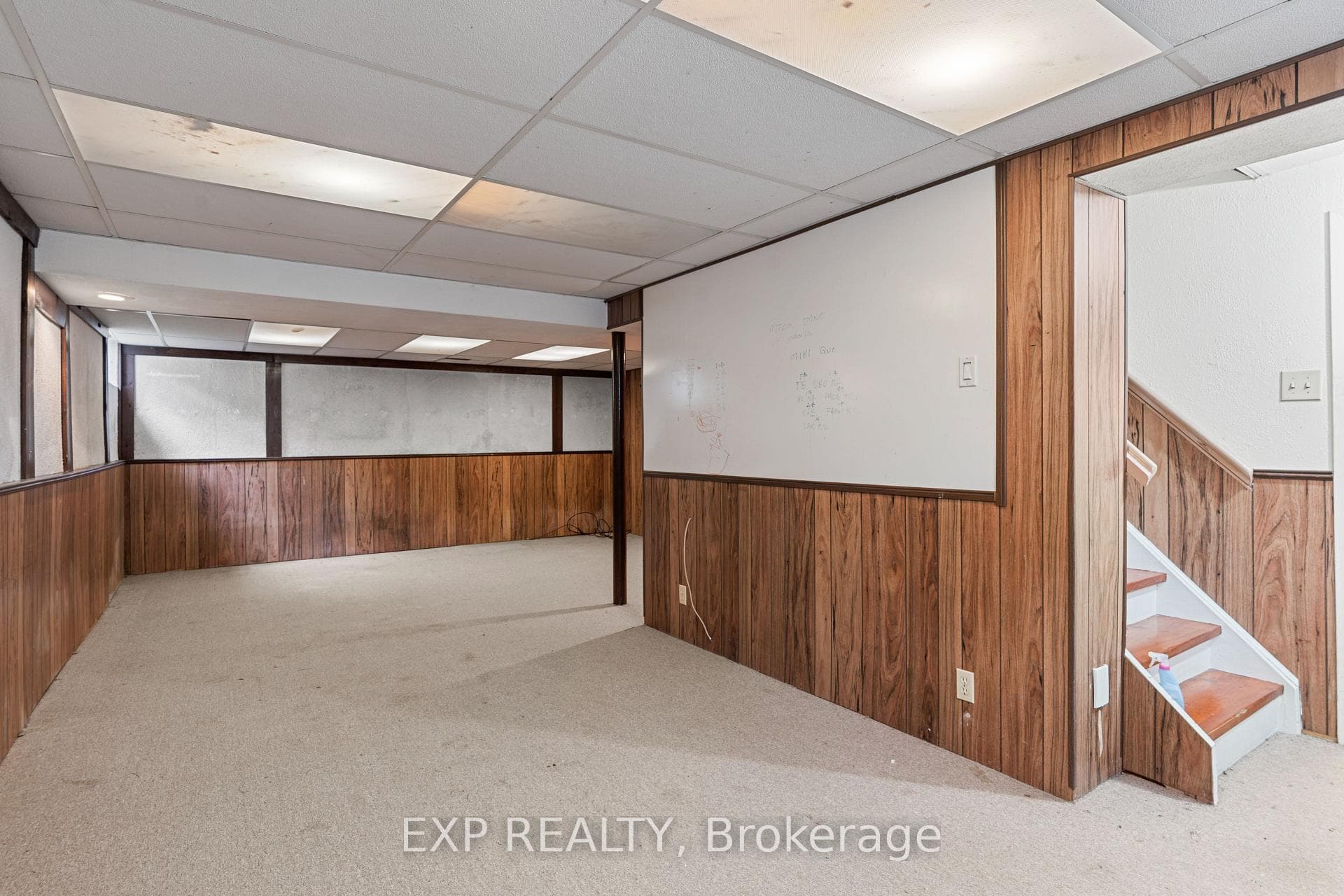 2210 Thorn Lodge Drive photo 29