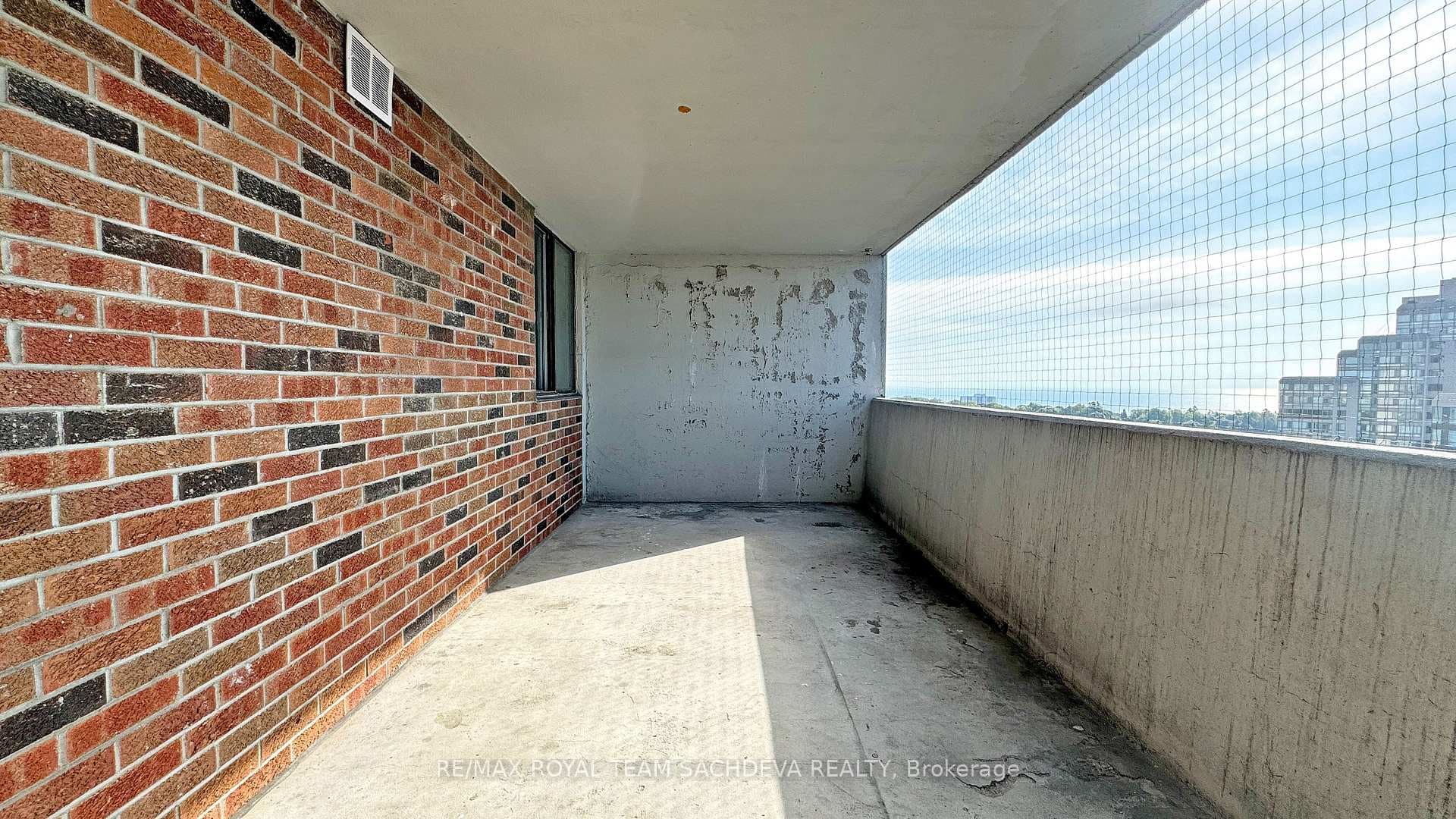 3380 Eglinton Avenue Unit 1709 photo 31