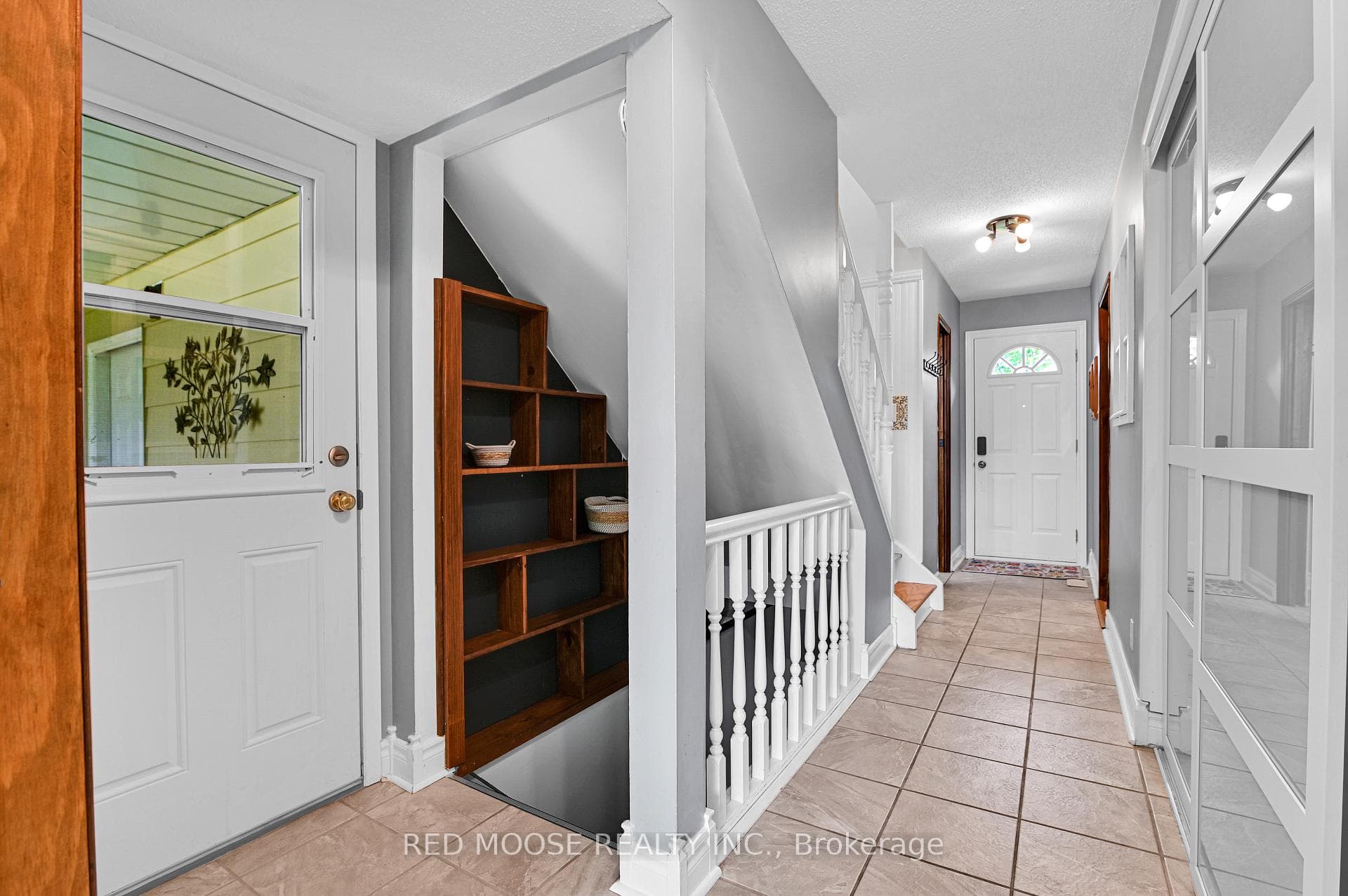 67 Valewood Crescent photo 13