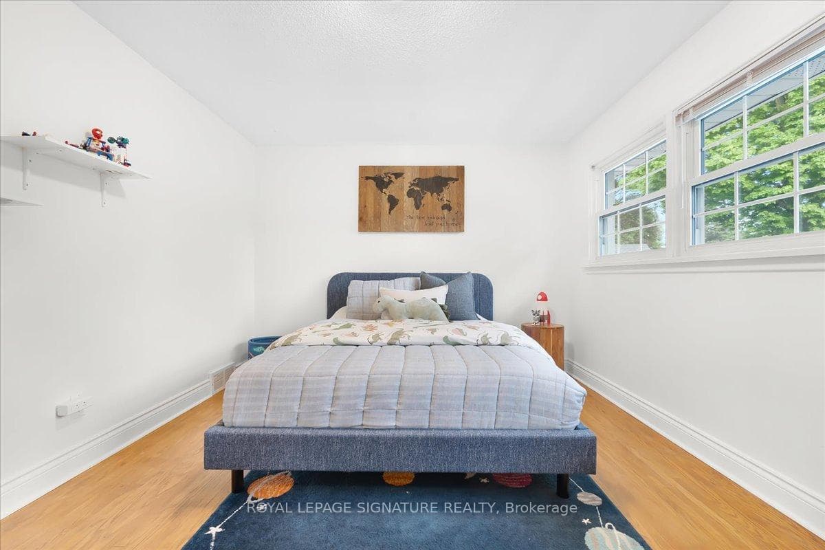 17 Highland Crescent photo 24
