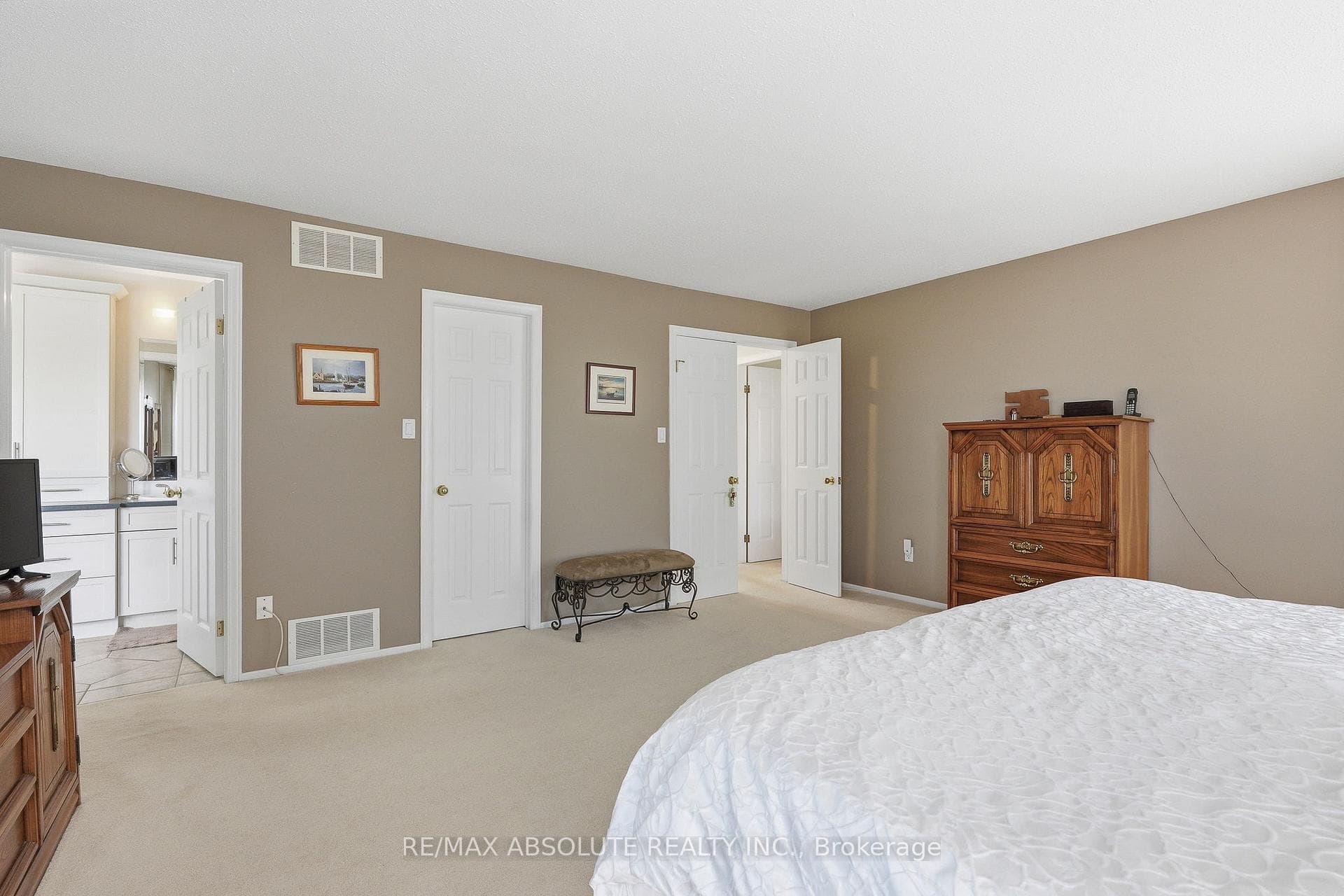 759 Montcrest Drive photo 21