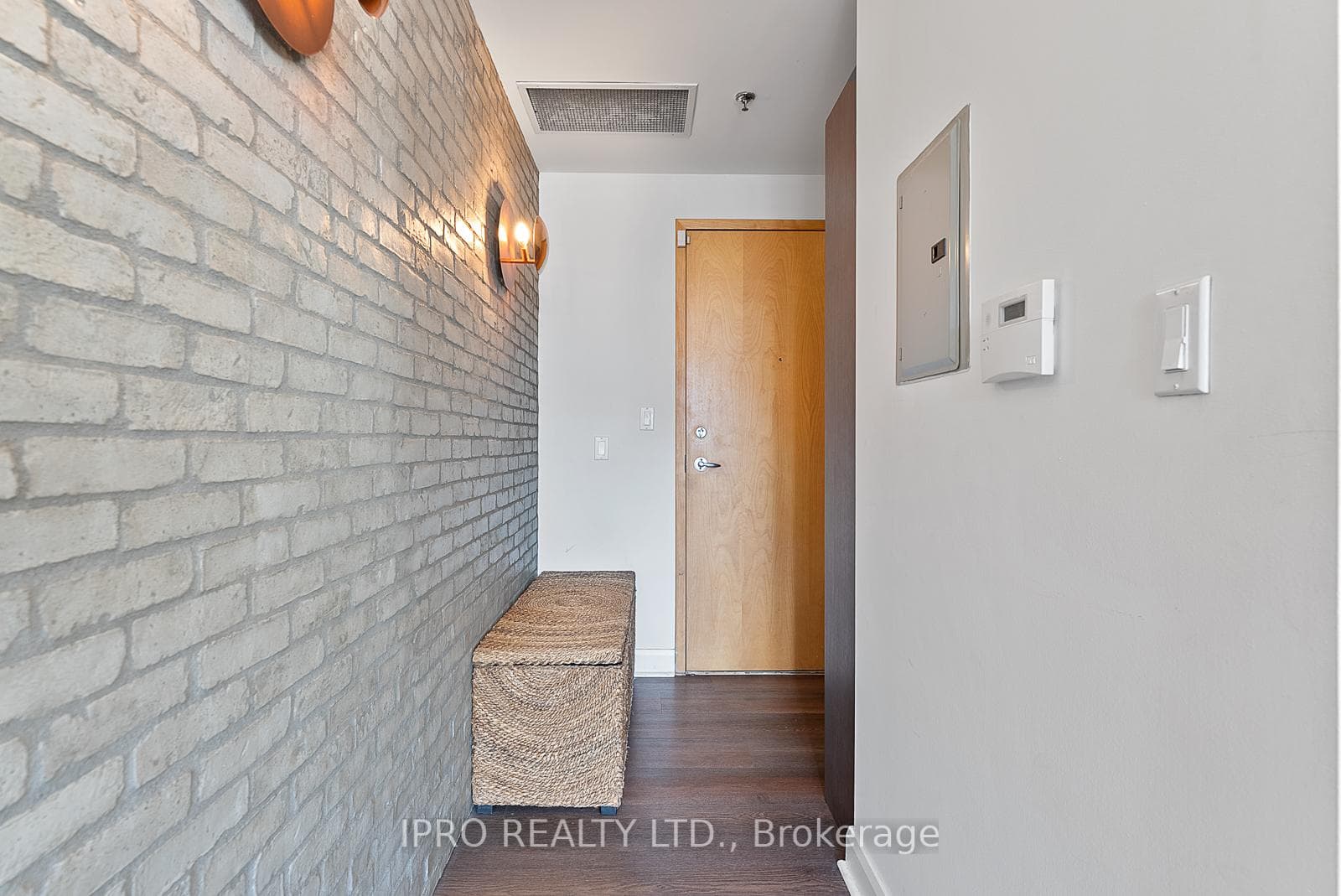 700 King Street Unit 1009 photo 5