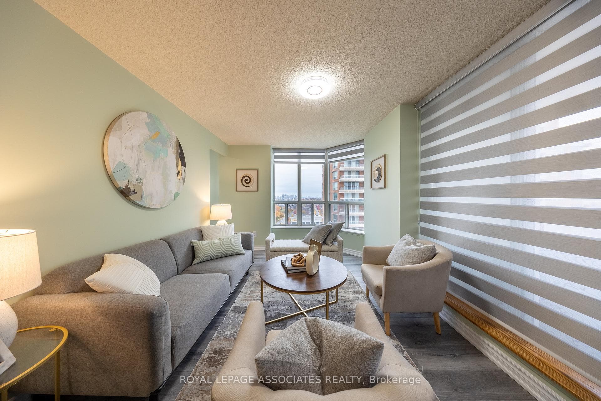 410 Mclevin Avenue Unit 1608 photo 6