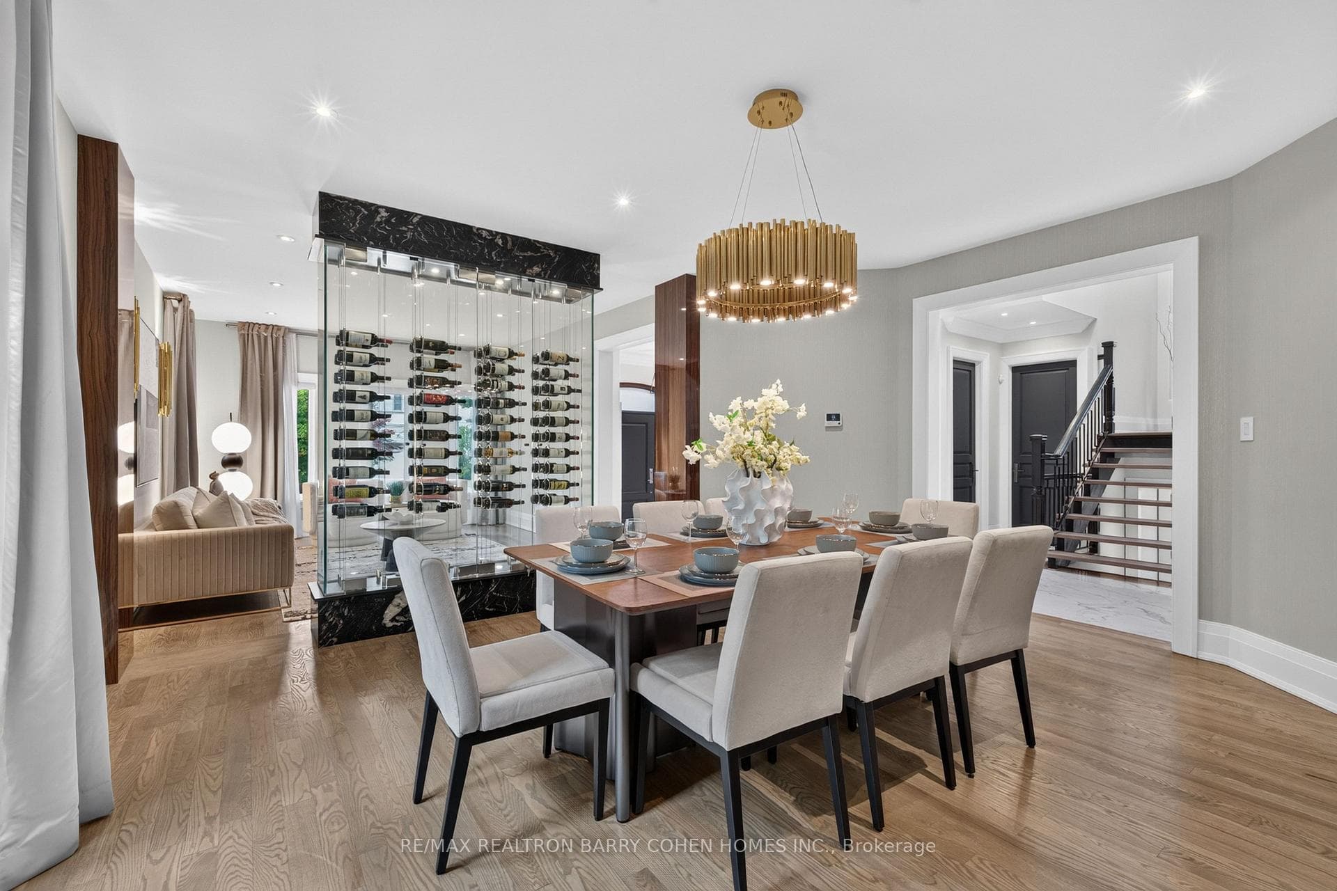 33 Munro Boulevard photo 9