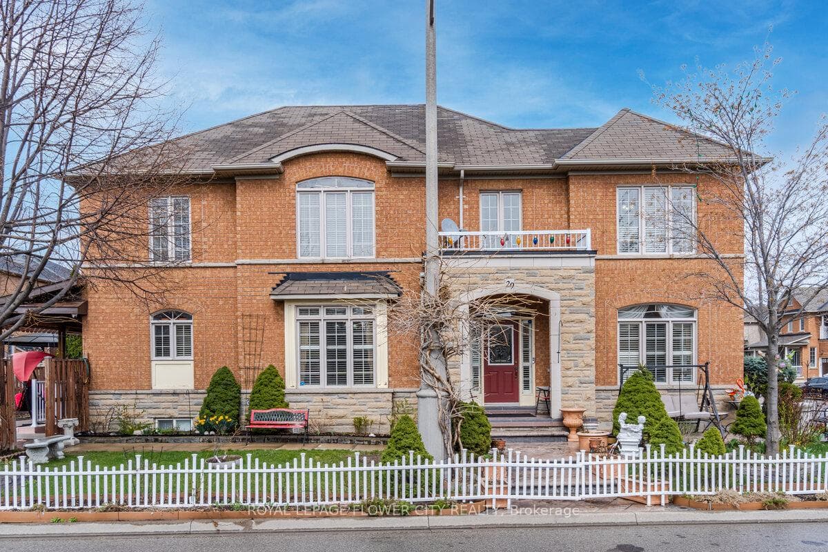 29 Long Meadow Road photo 2