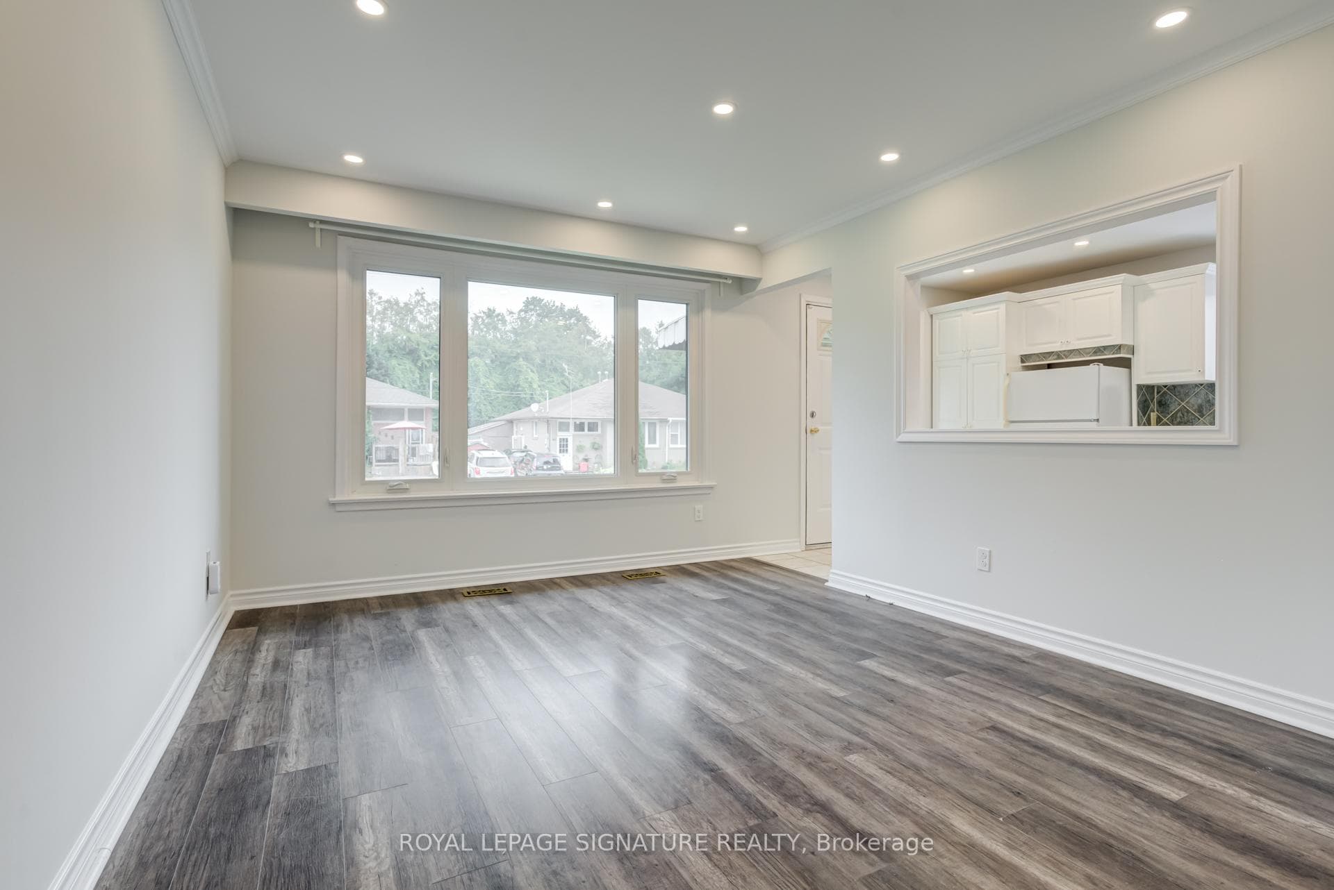 144 Willow Lane Unit Main photo 6