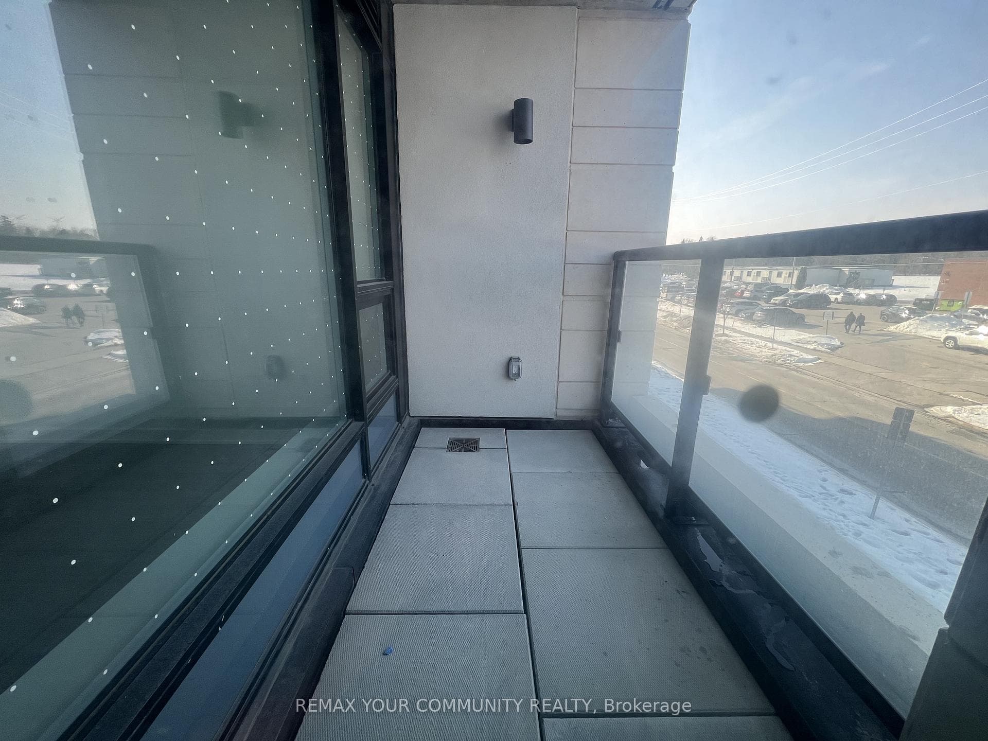 8188 Yonge Street Unit 207 photo 18