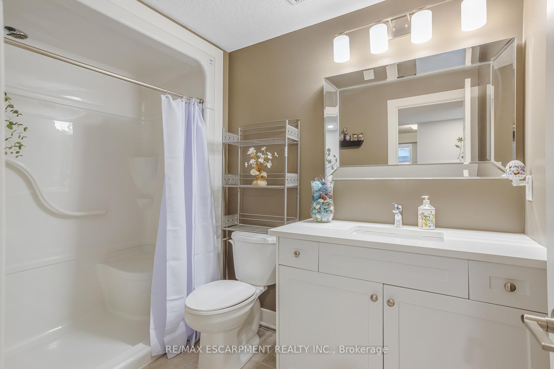 57 Freeman Lane photo 31