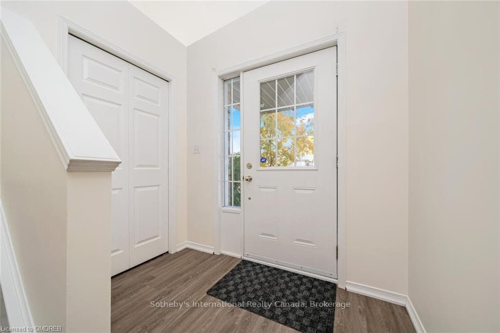 571 WILD IRIS Avenue photo 4