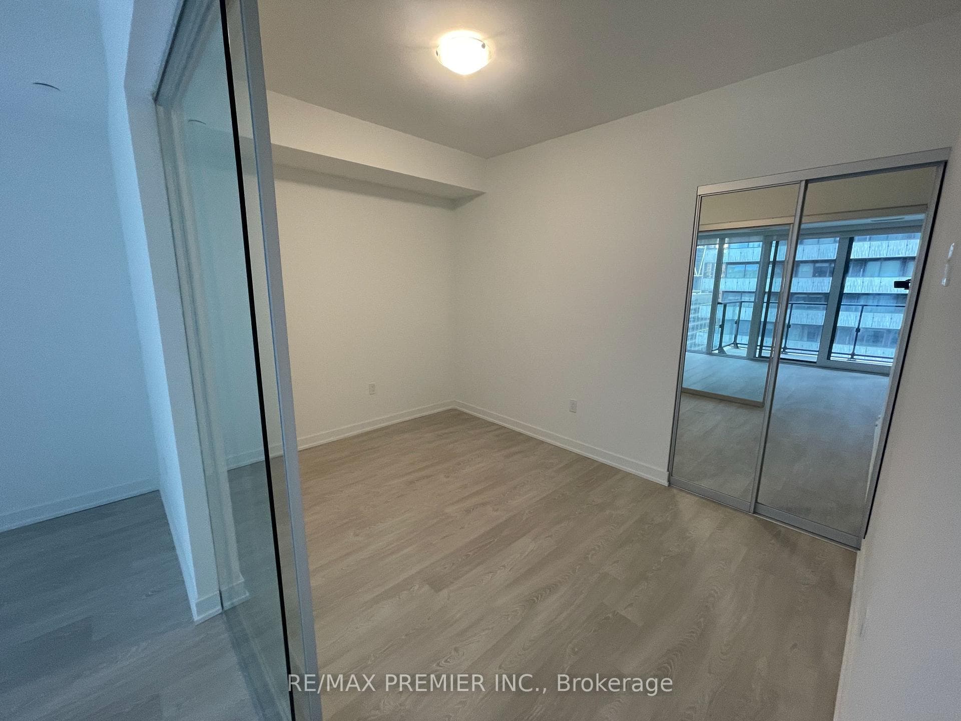 634 Church Street Unit 2402 photo 8
