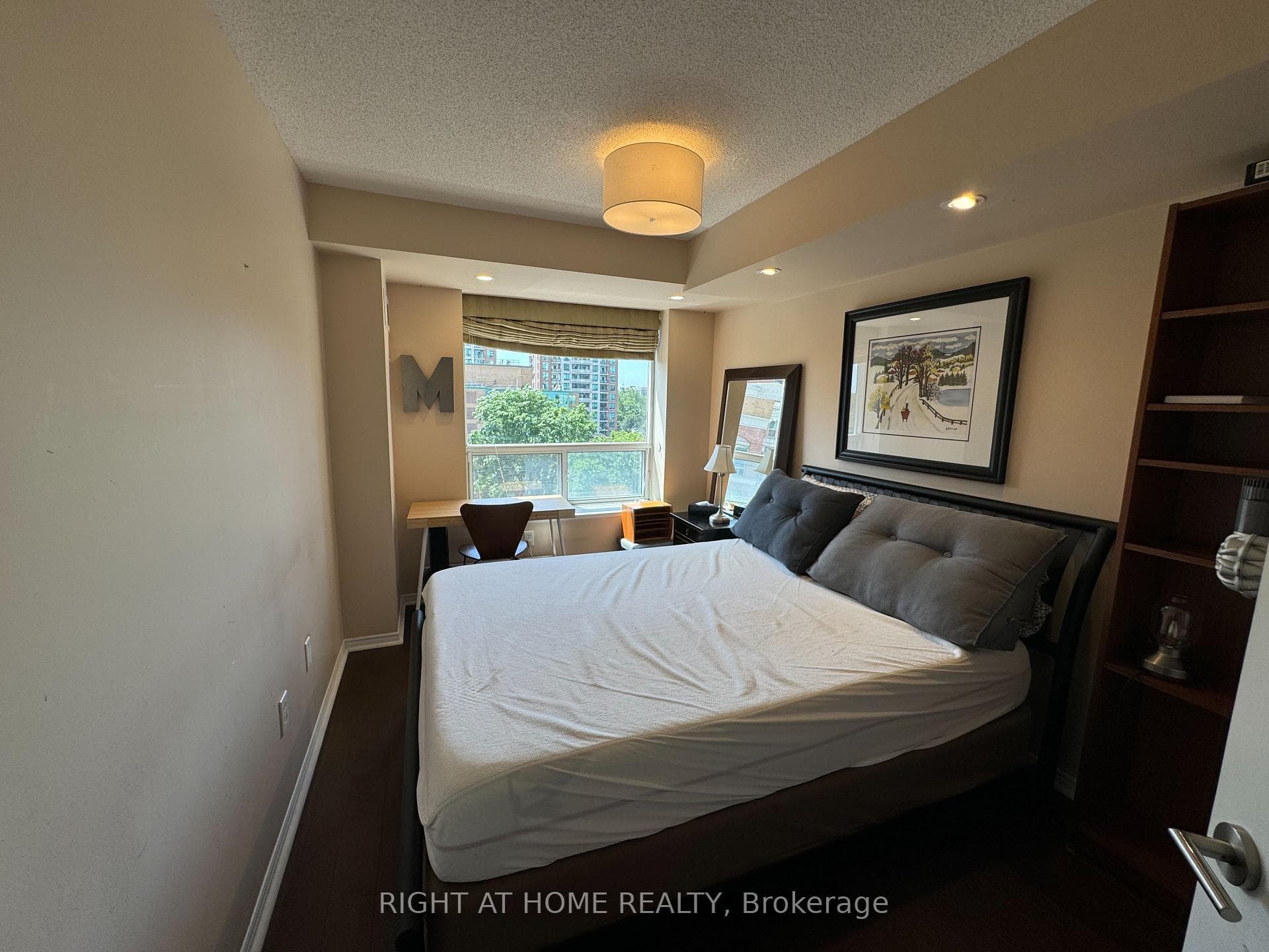 300 Balliol Street Unit 810 photo 18