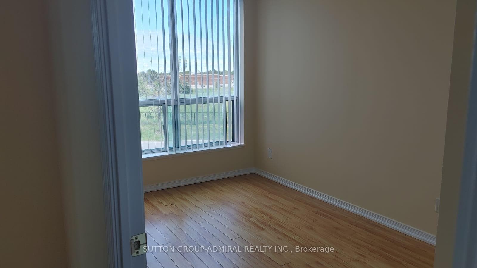 4850 Glen Erin Drive Unit 307 photo 14