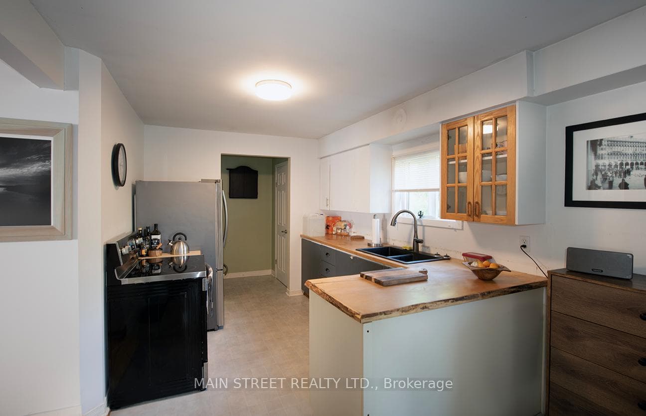 1339 Walkers Pt Road photo 6