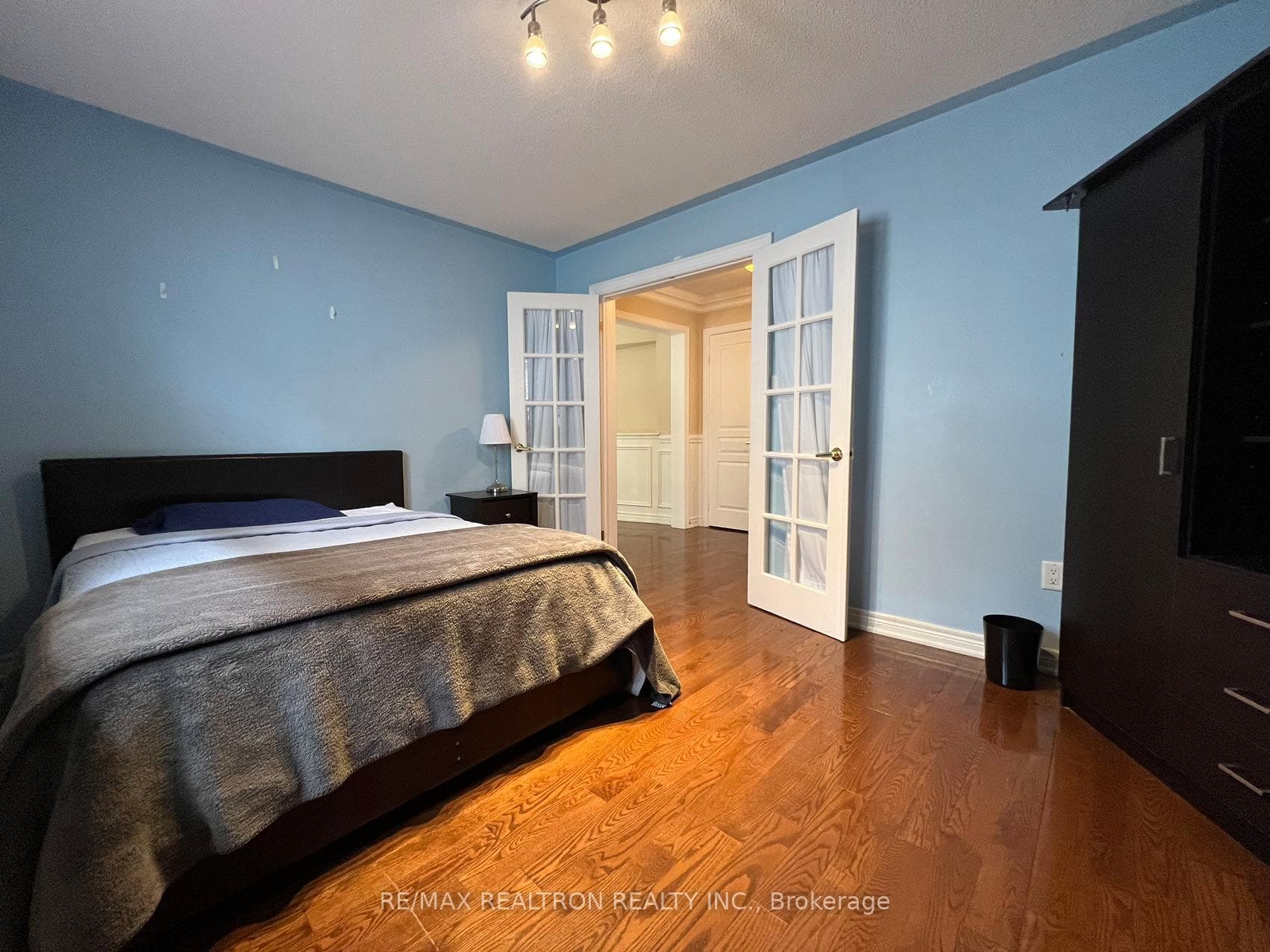 120 Greenock Drive photo 16