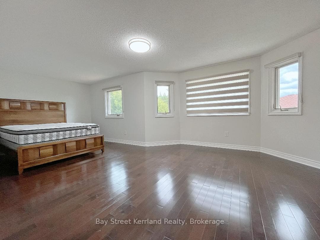 59 Dunbarton Court photo 13