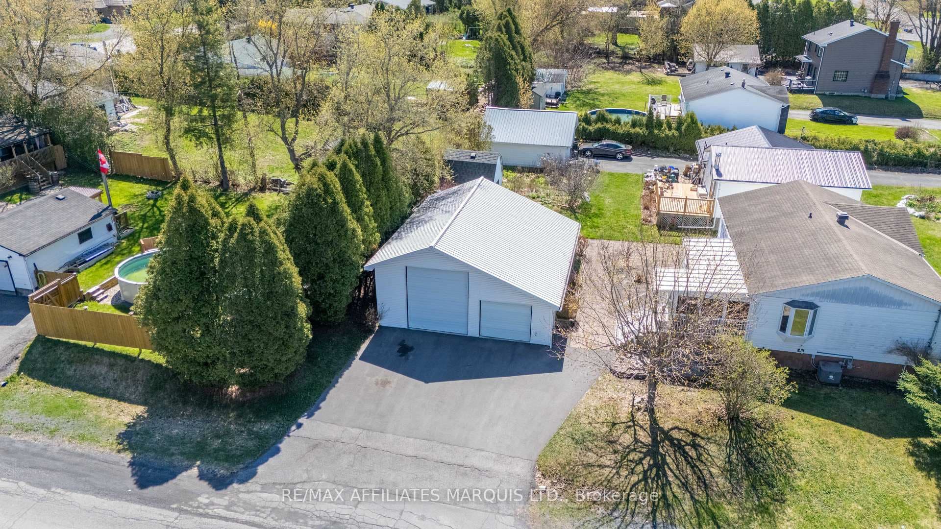 3497 Bruce Street photo 47