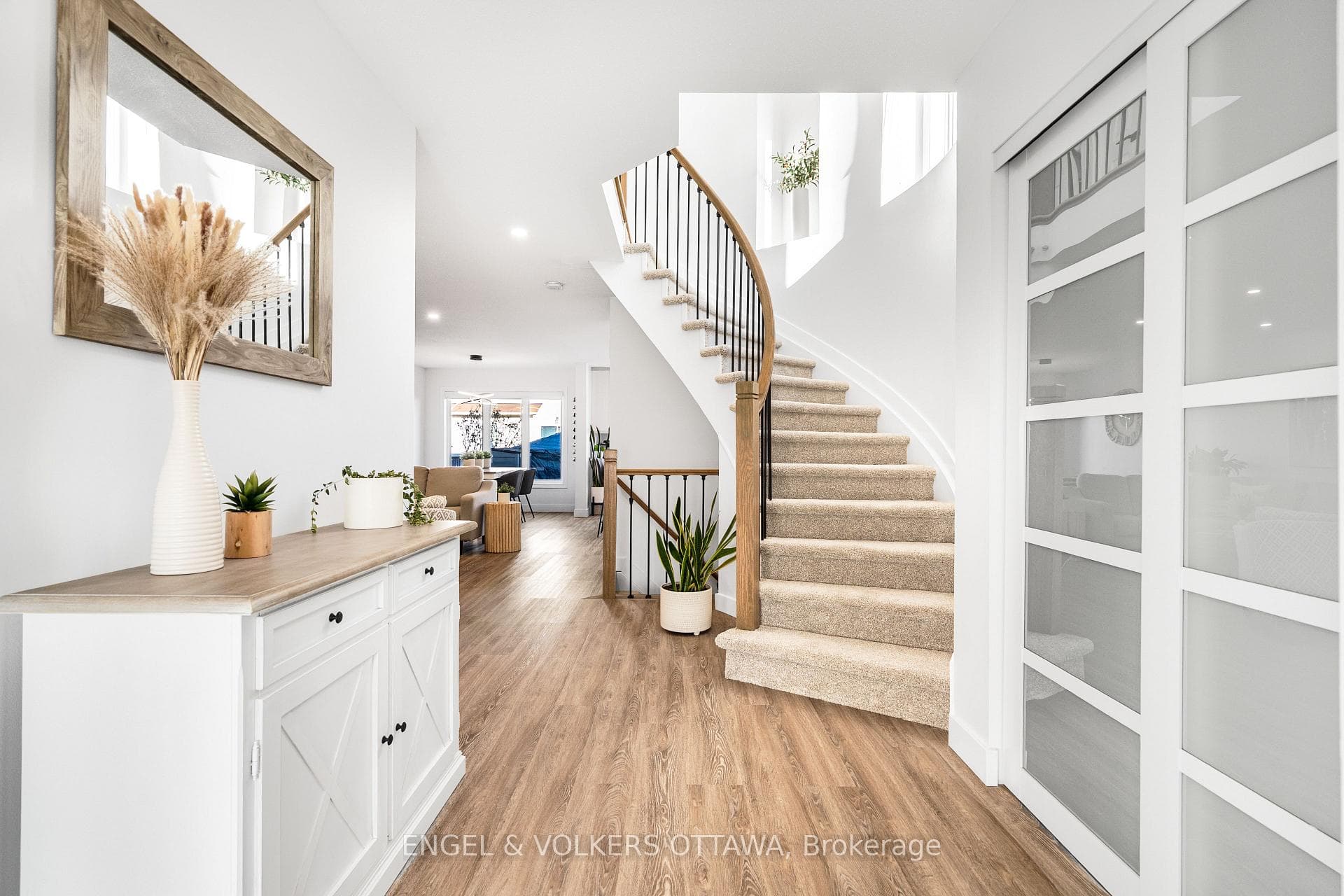 506 Allegro Way photo 4