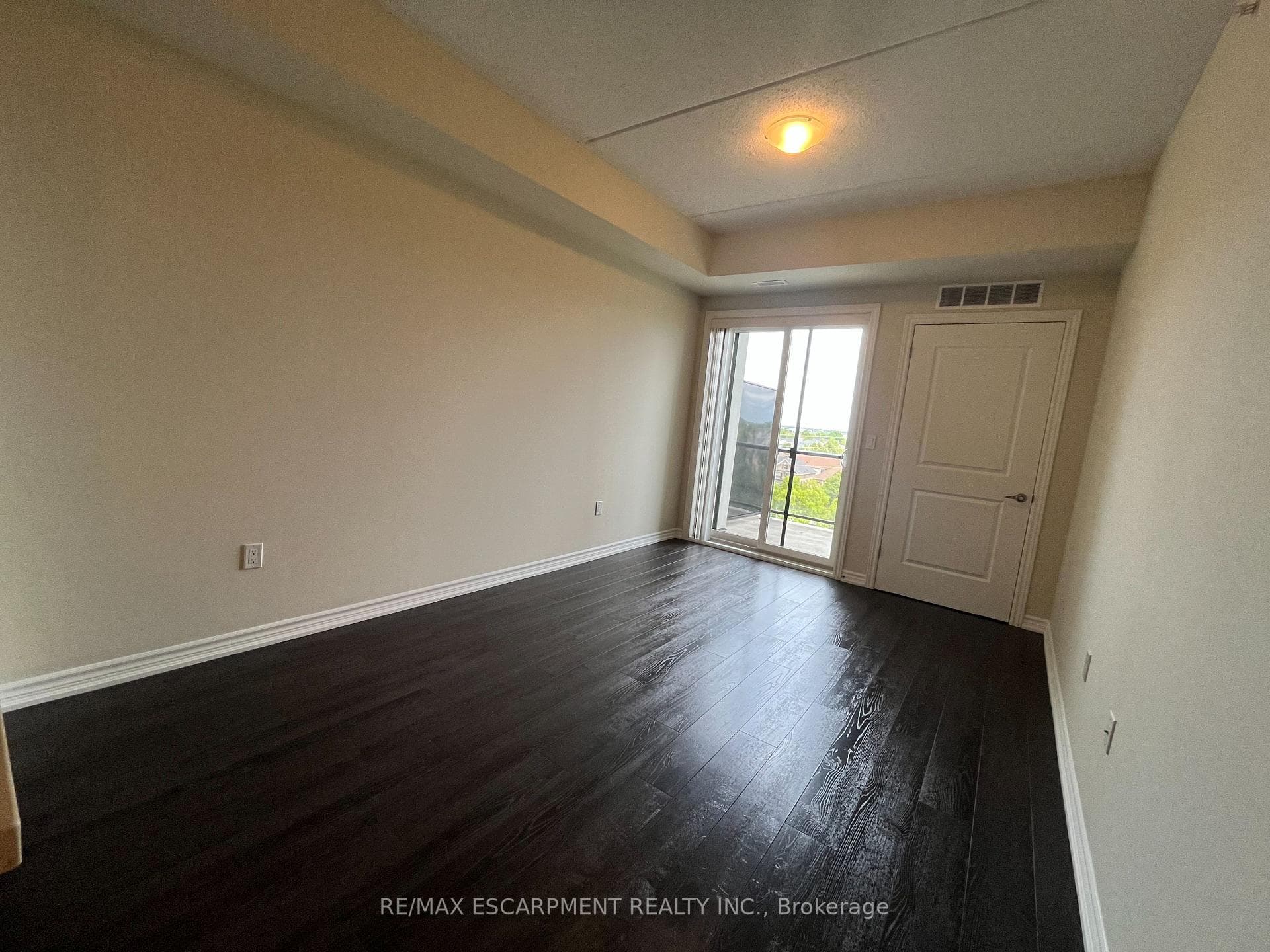 640 Sauve Street Unit 505 photo 5