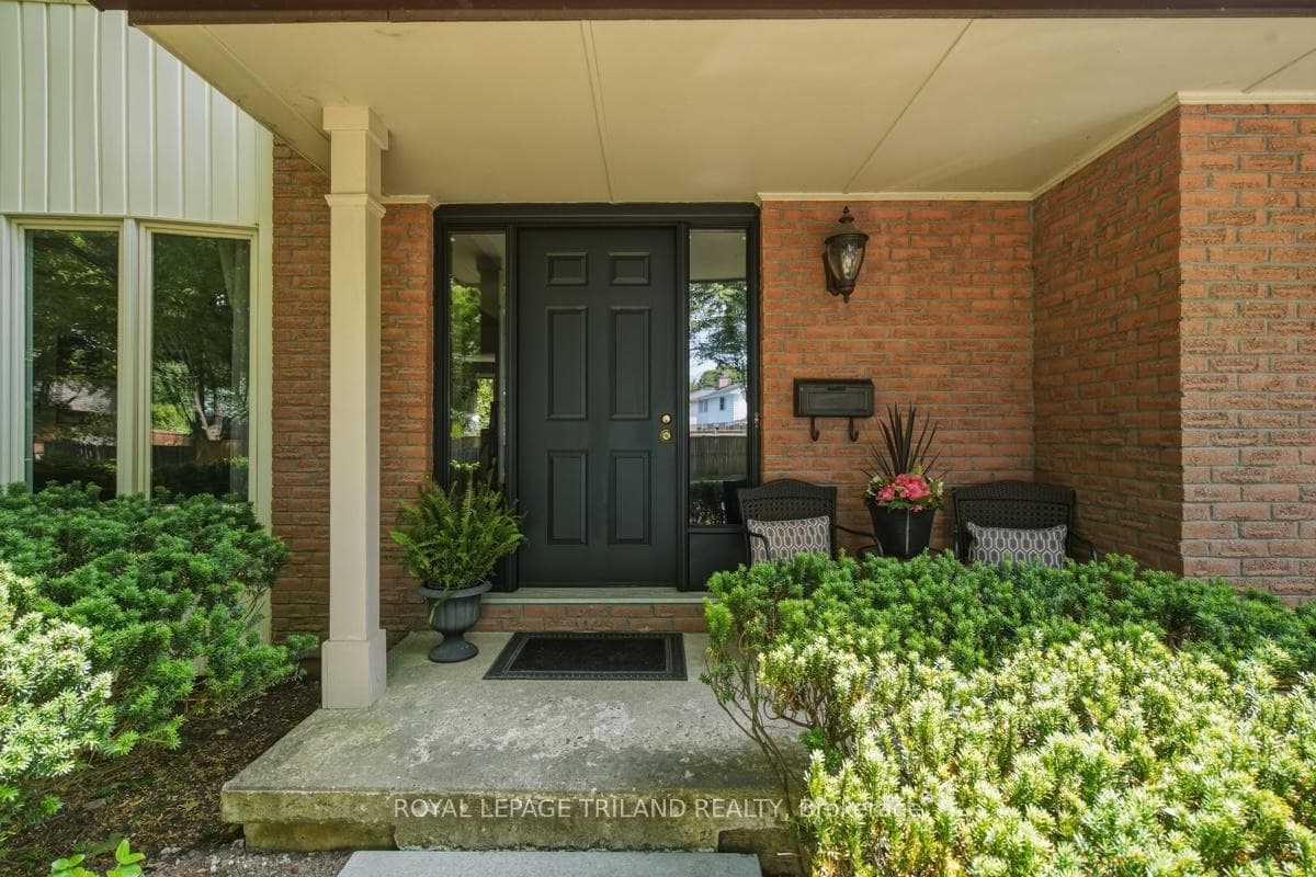 183 Farmington Way photo 2