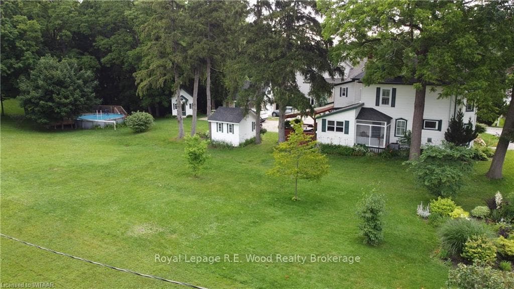 139 ST GEORGE Street photo 3
